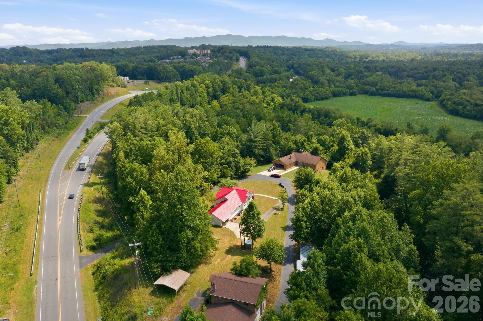 661 Lenoir Road — Morganton