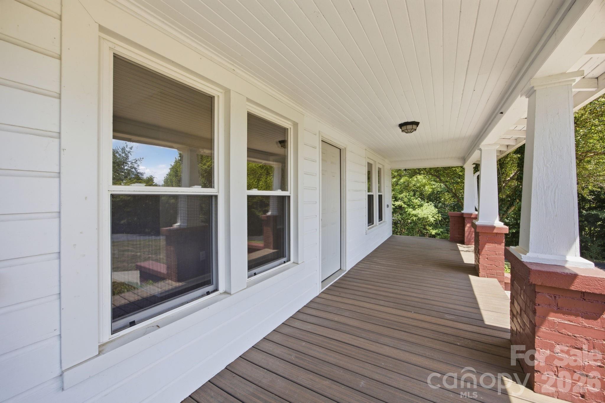 661 Lenoir Road — Morganton