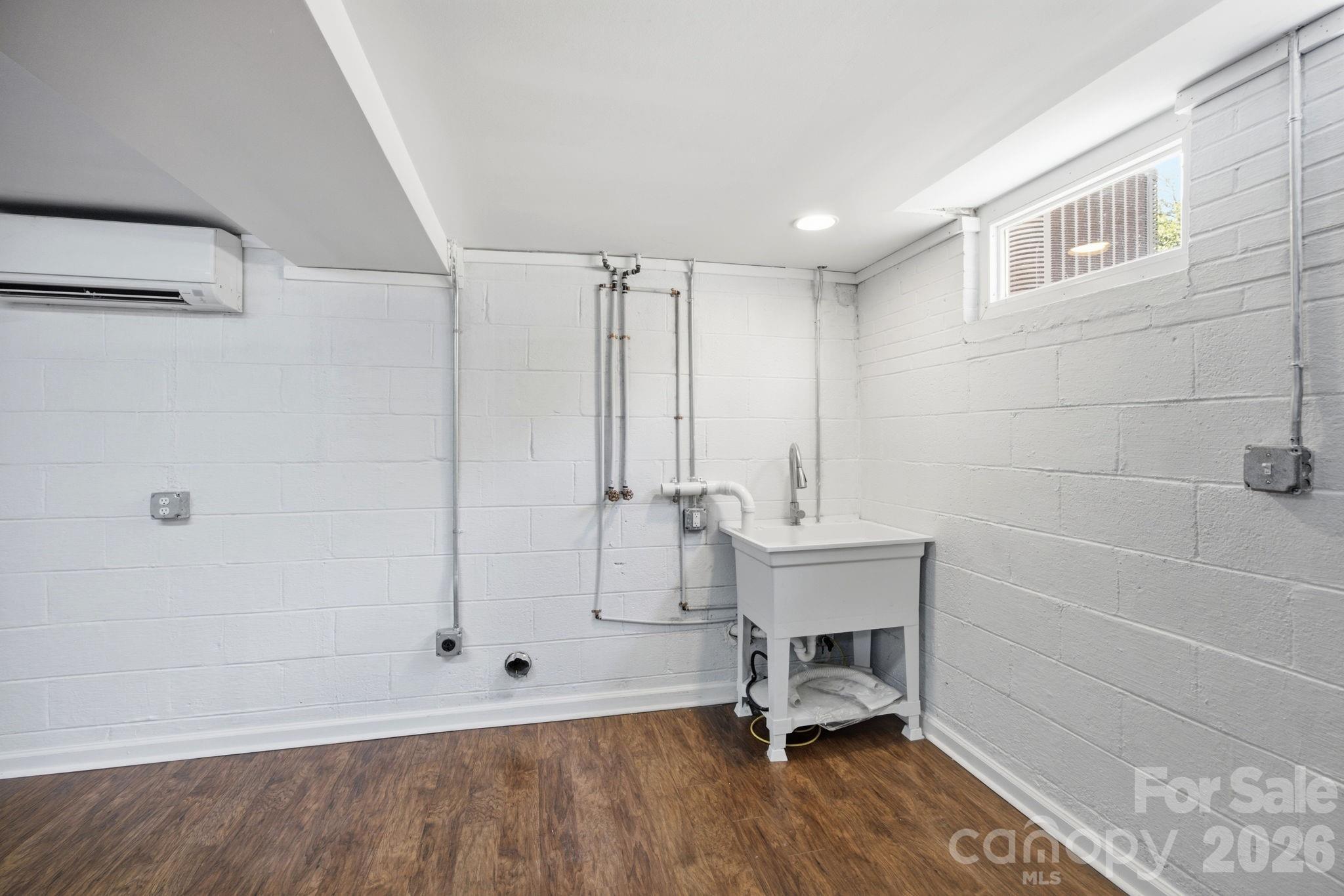 661 Lenoir Road — Morganton