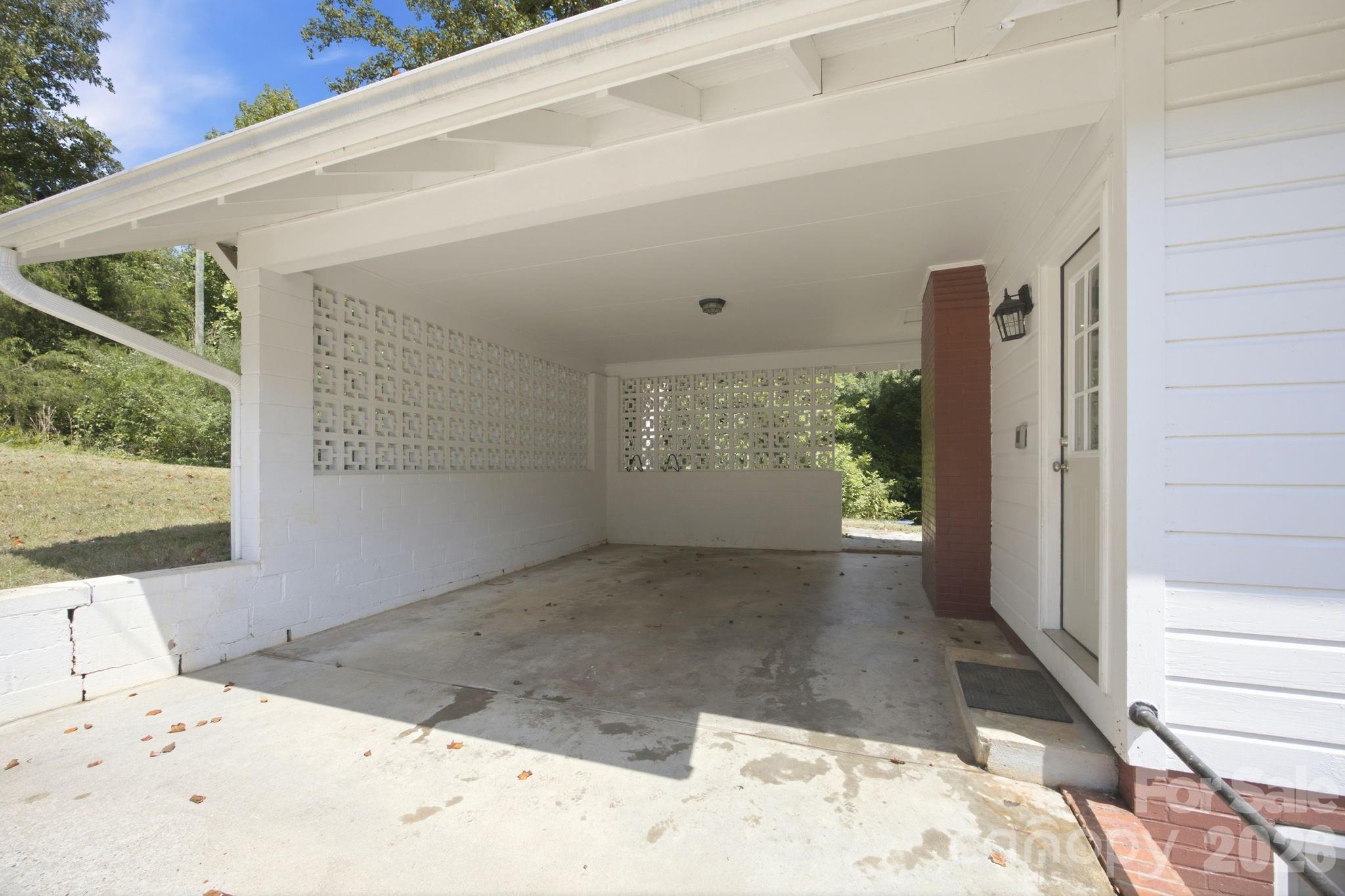 661 Lenoir Road — Morganton