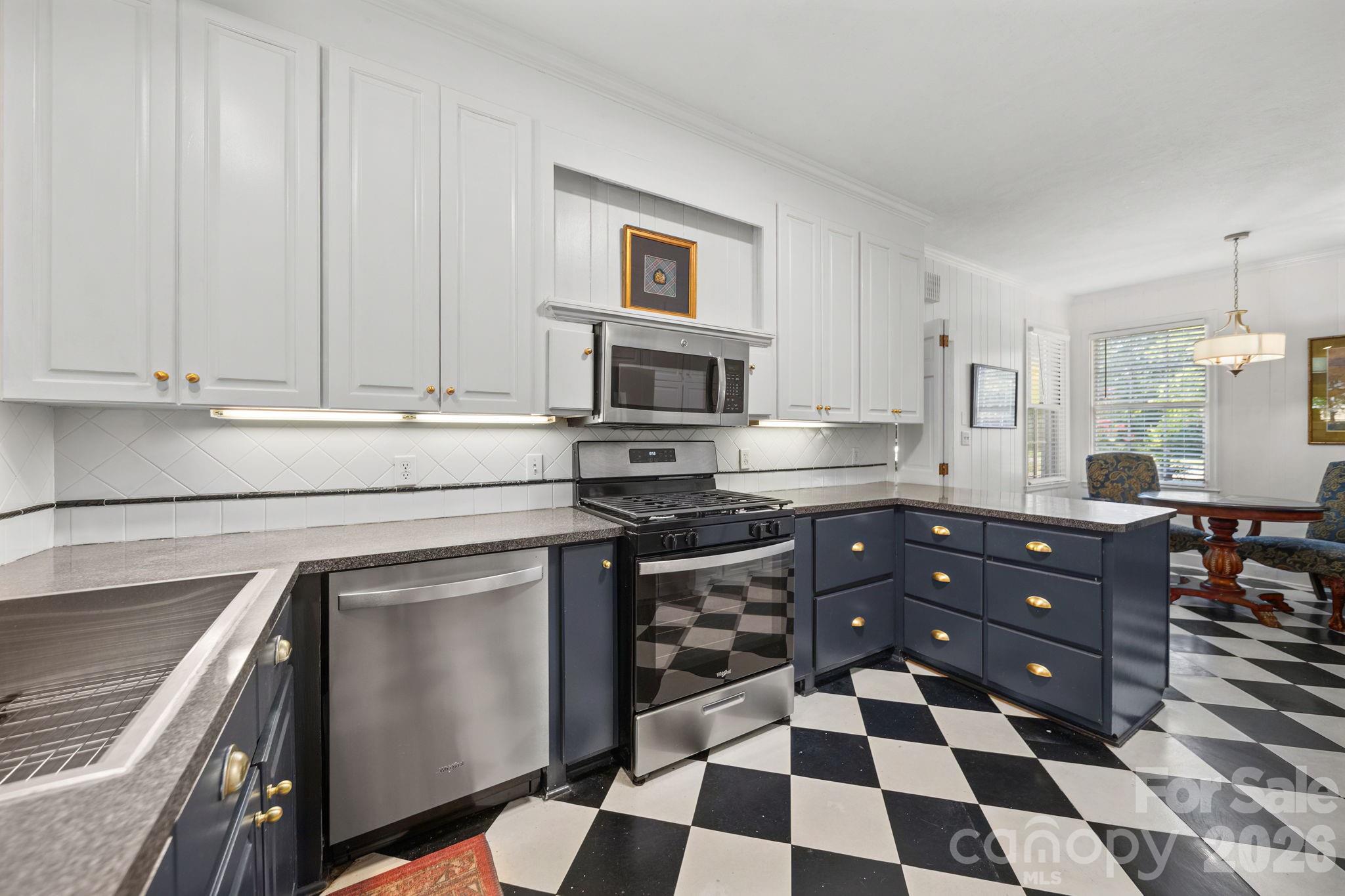 721 Carolina Avenue — Gastonia