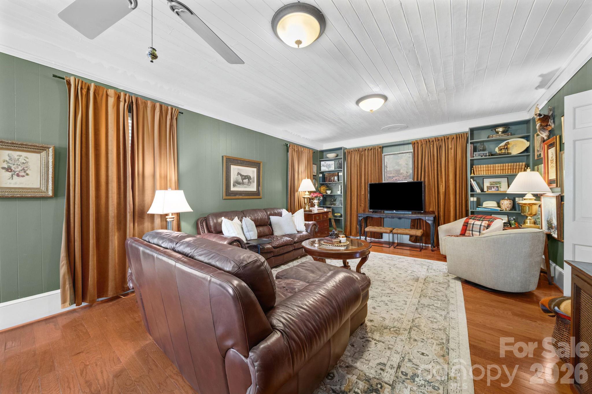 721 Carolina Avenue — Gastonia