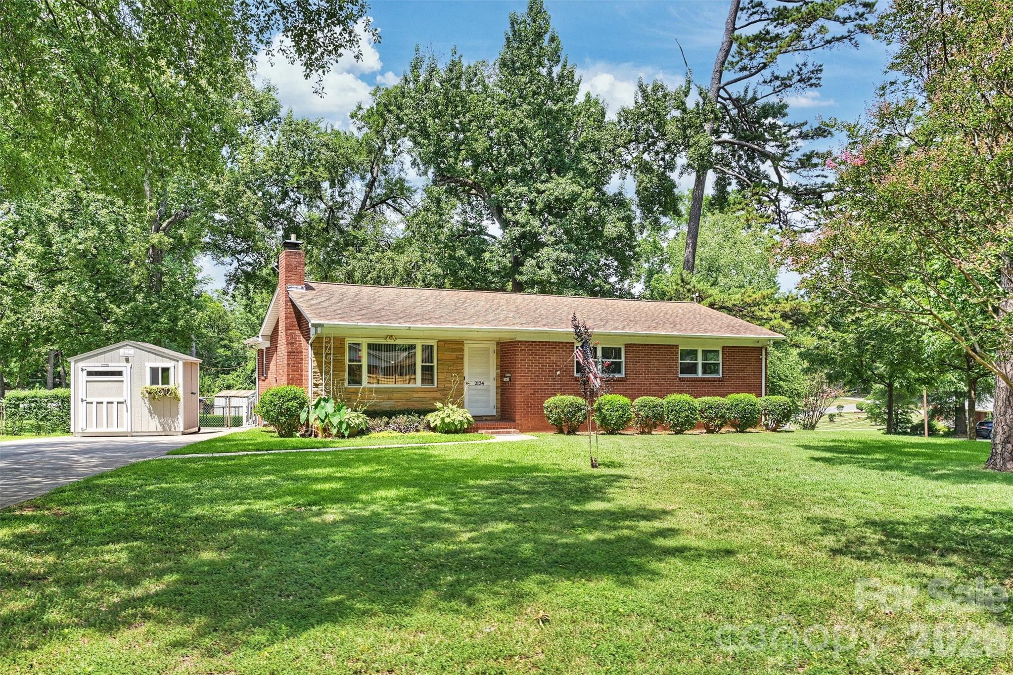 2134 Bromwich Road — Charlotte
