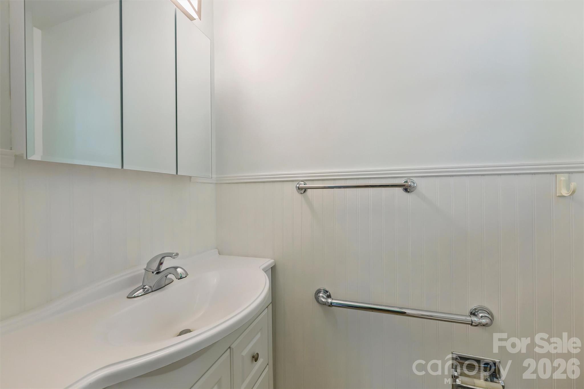 2134 Bromwich Road — Charlotte