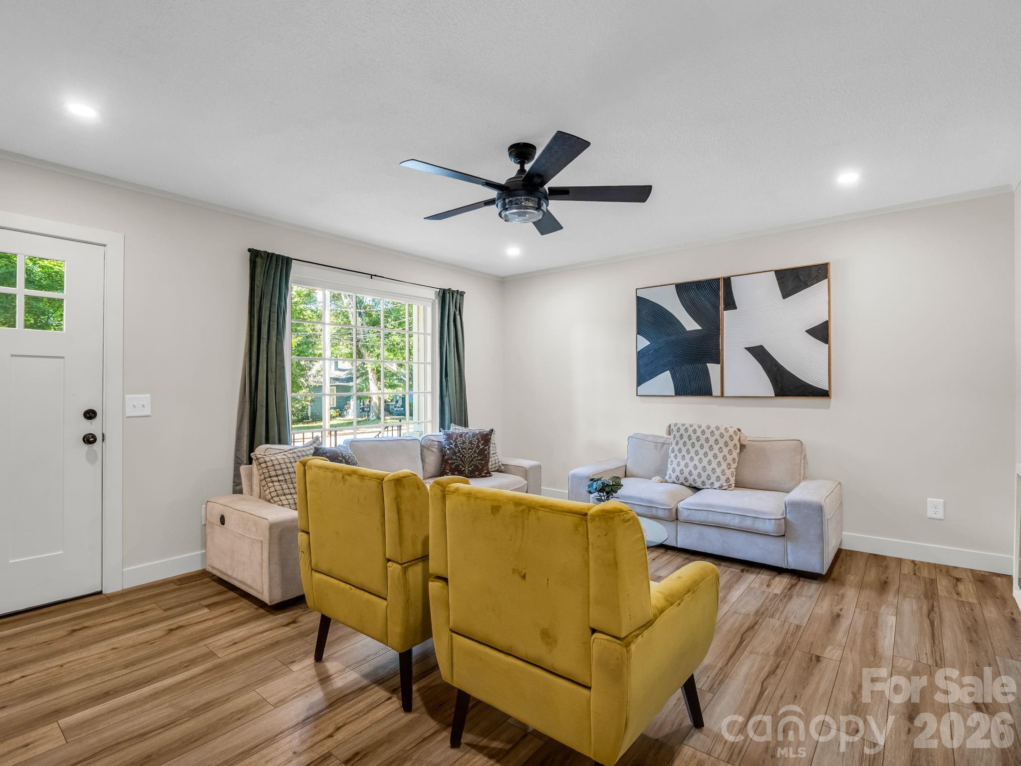 319 Arlington Street — Forest City