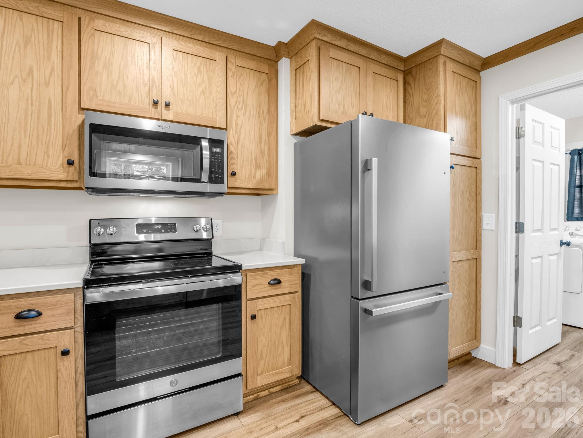 319 Arlington Street — Forest City