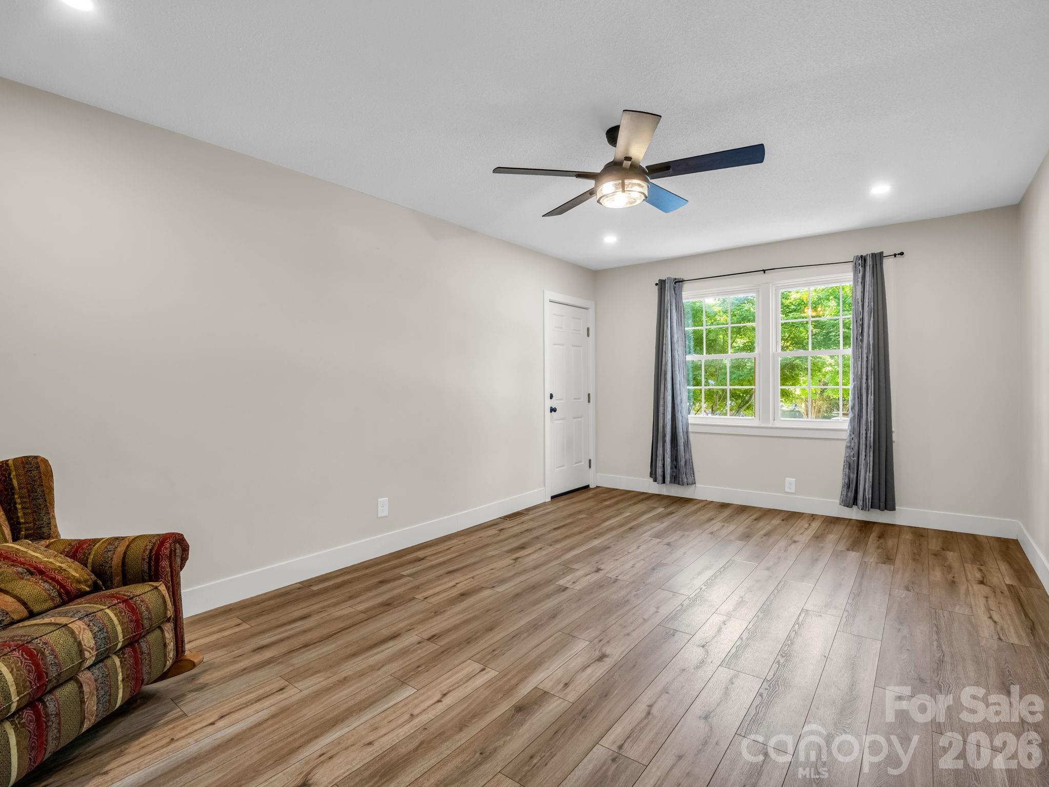 319 Arlington Street — Forest City