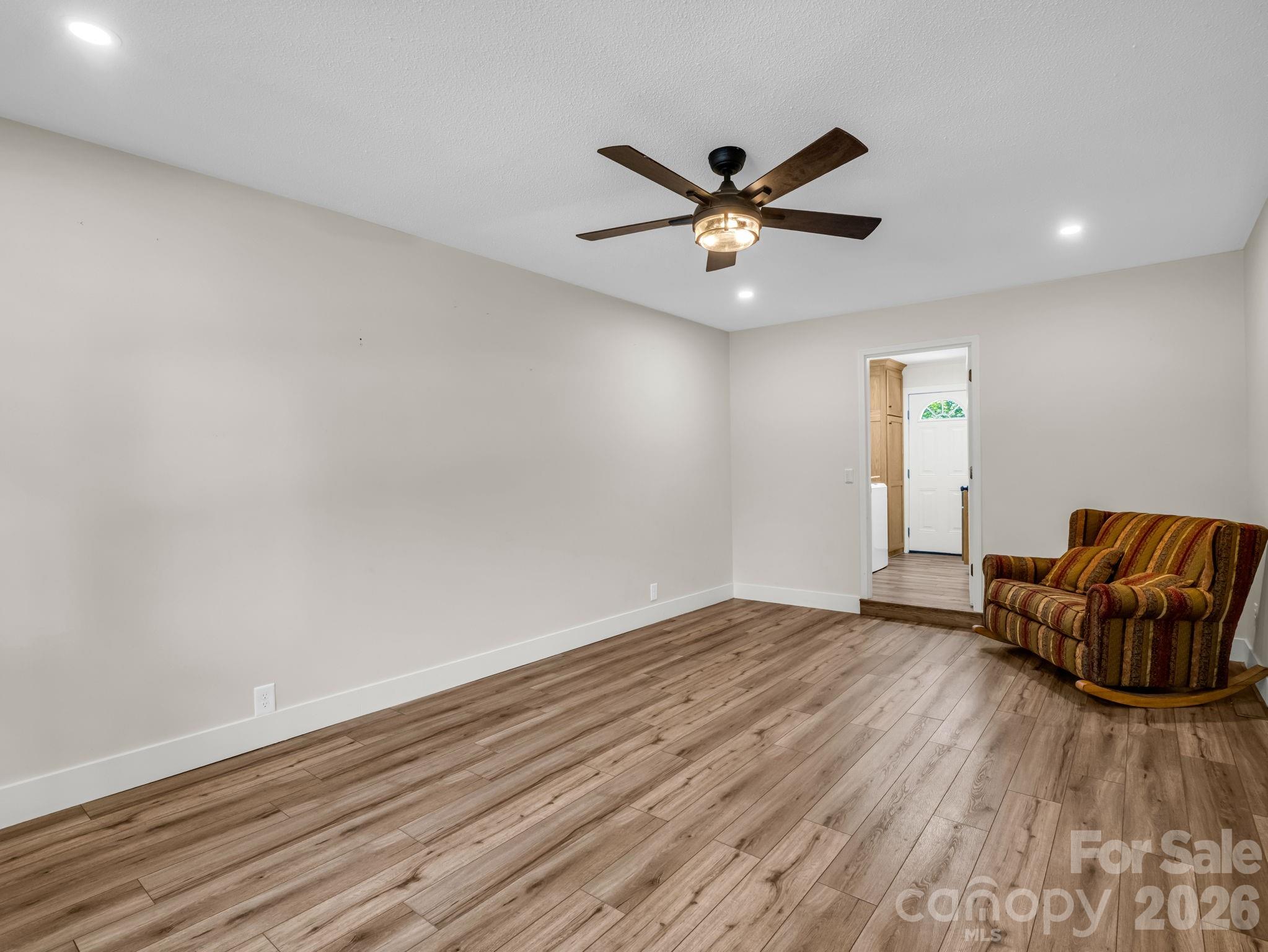 319 Arlington Street — Forest City