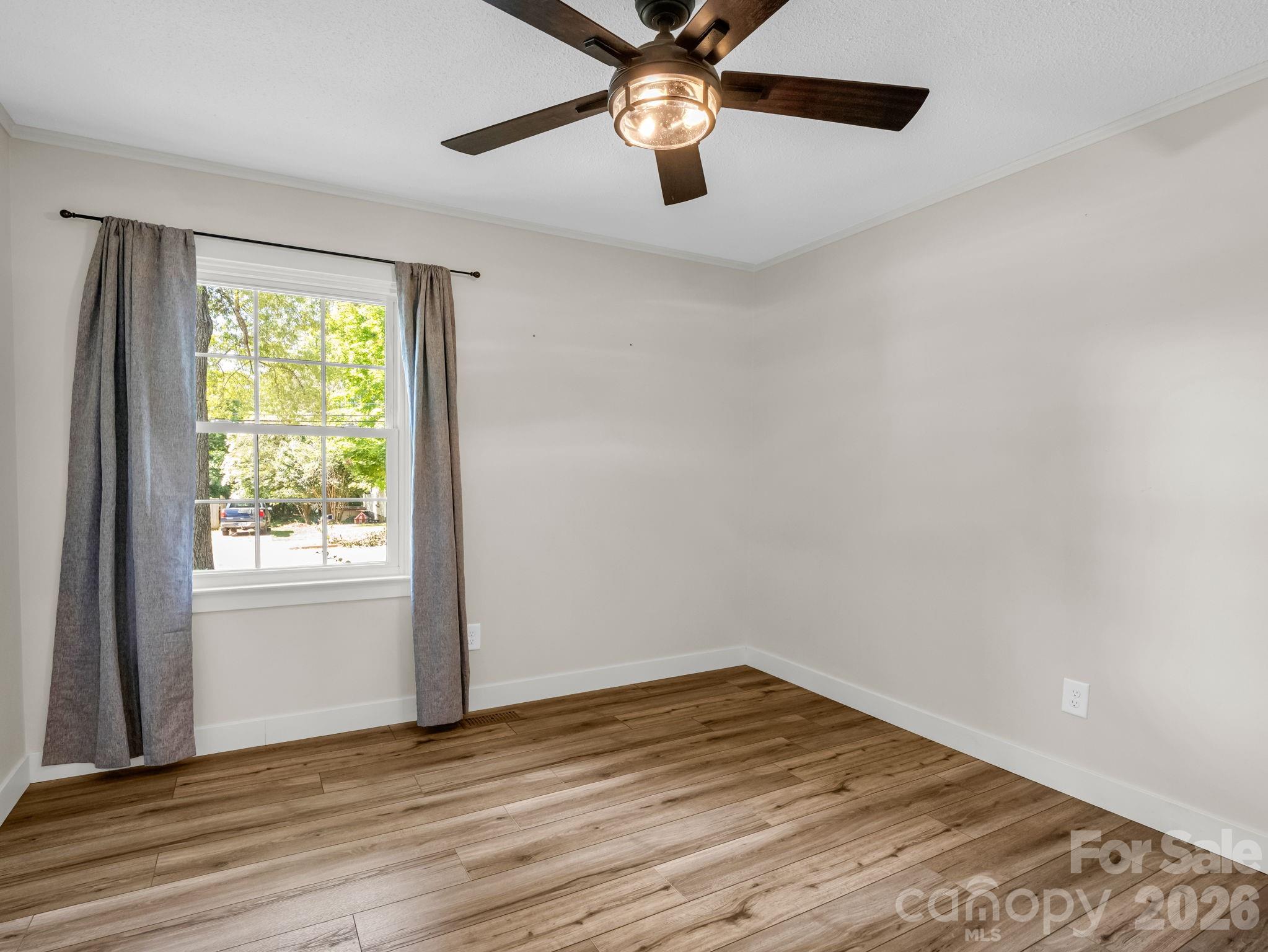 319 Arlington Street — Forest City