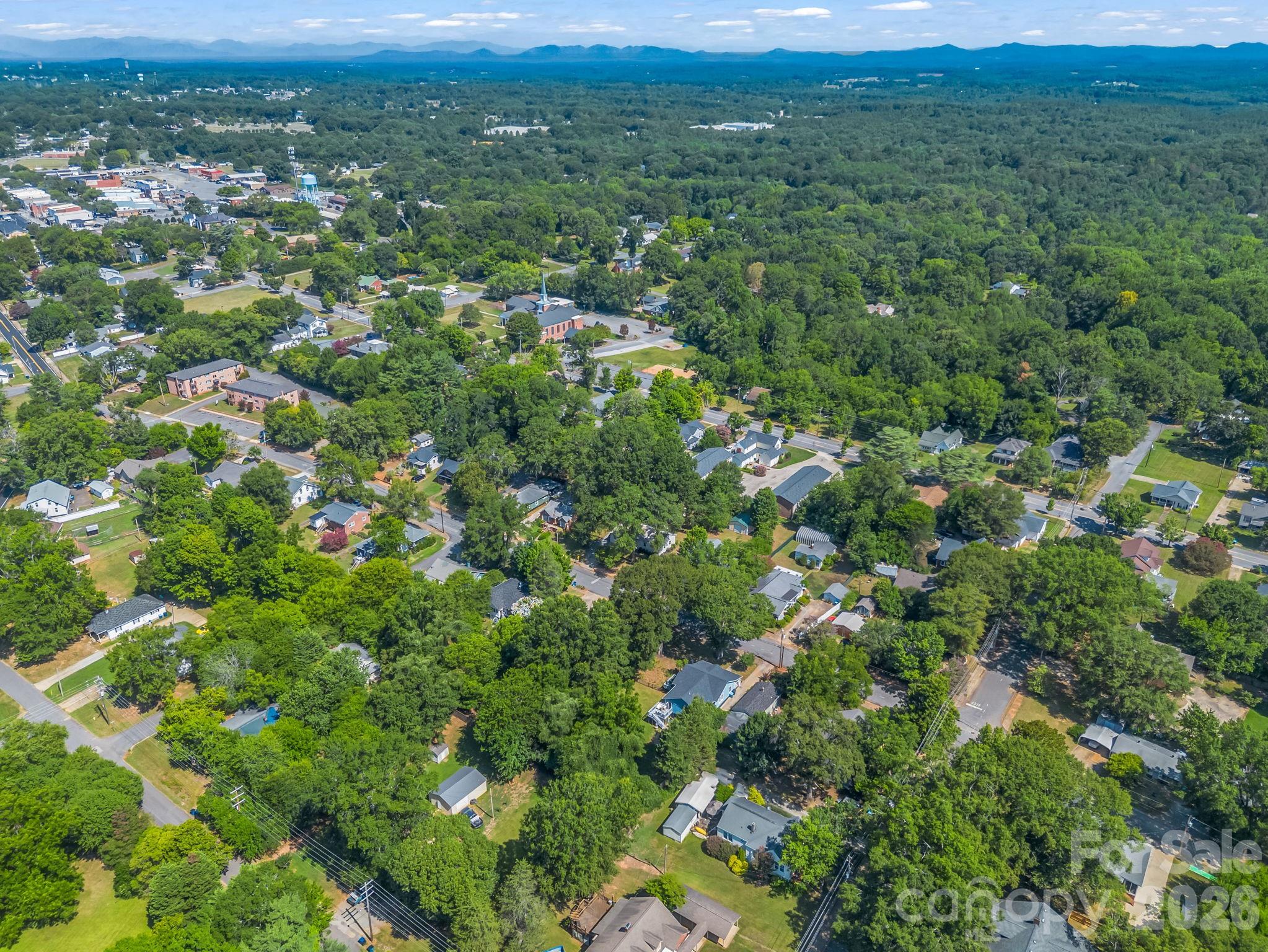 319 Arlington Street — Forest City