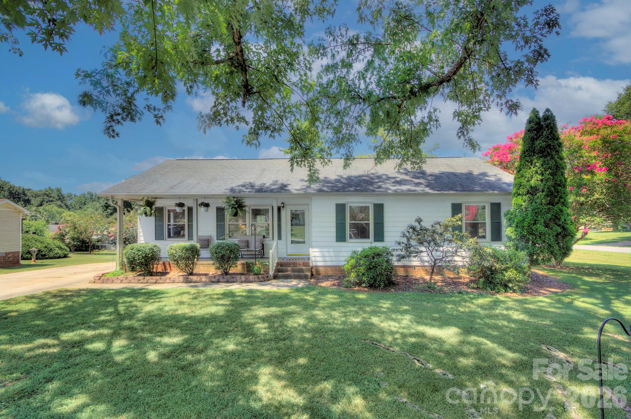 2603 Cherokee Court — Gastonia