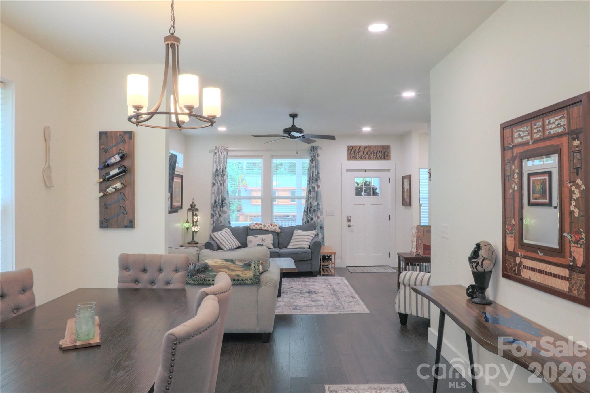 611 Twinbrook Lane — Maggie Valley