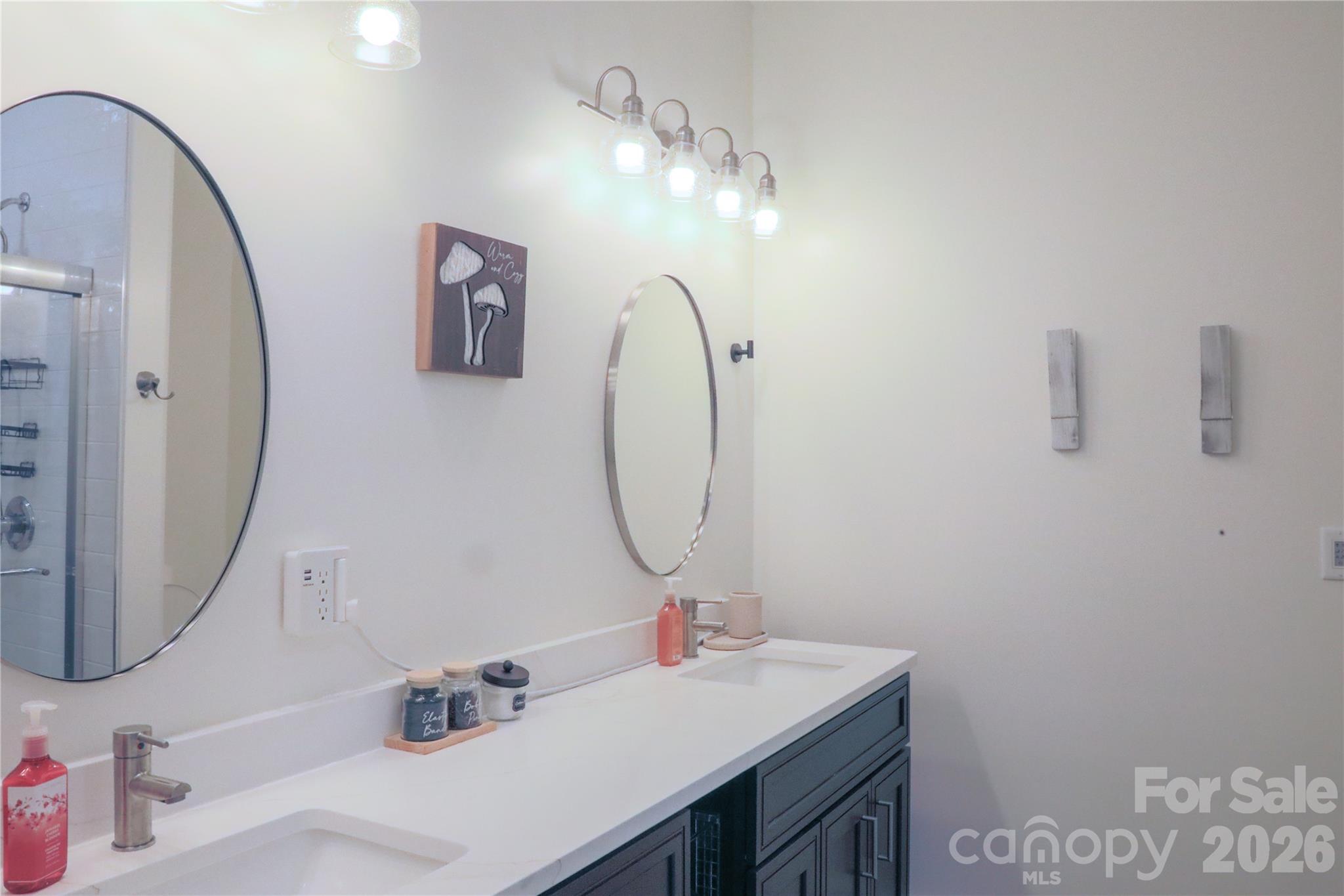 611 Twinbrook Lane — Maggie Valley