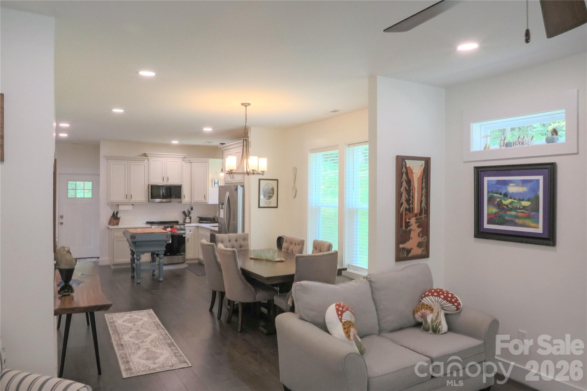611 Twinbrook Lane — Maggie Valley