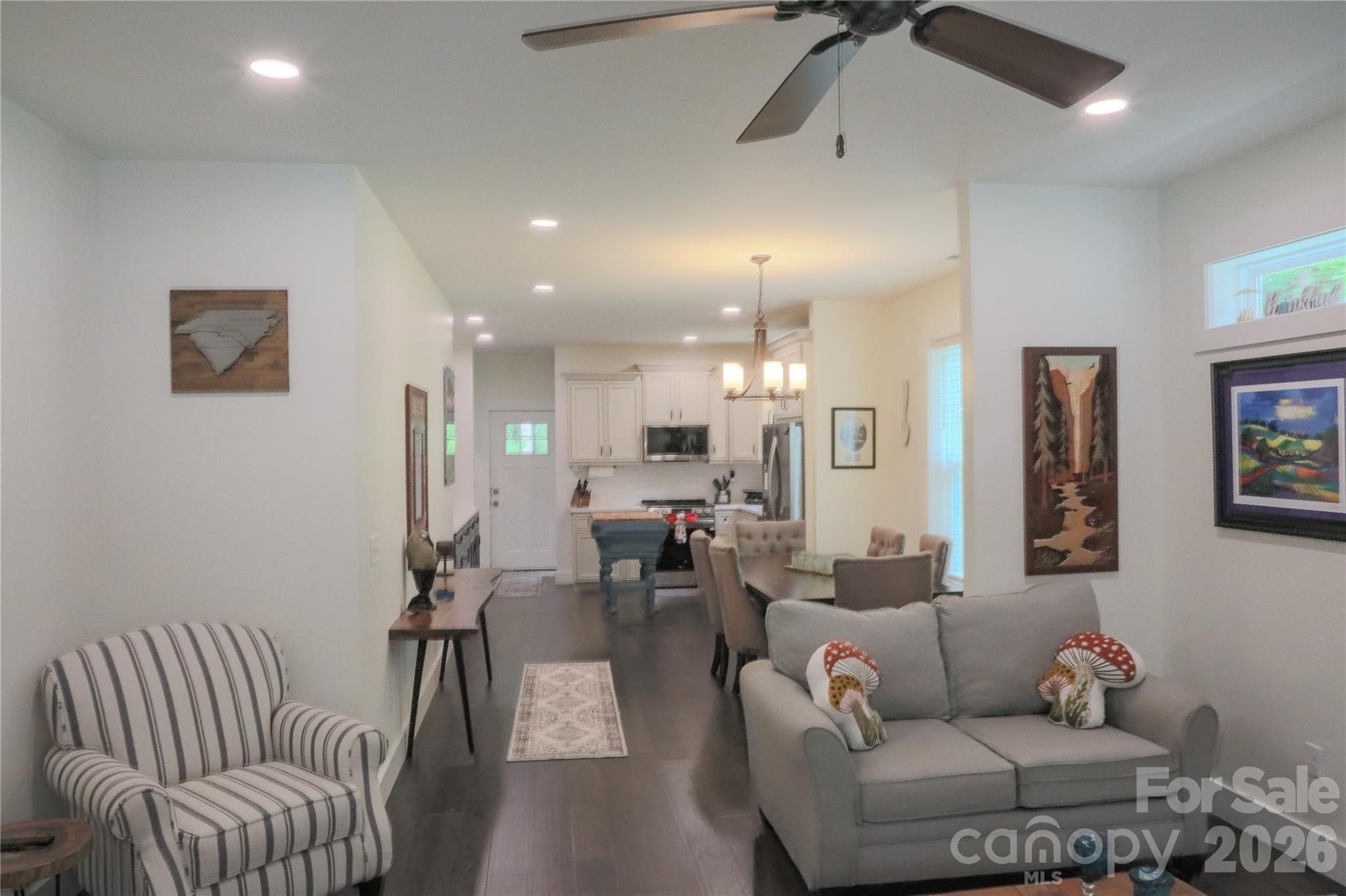 611 Twinbrook Lane — Maggie Valley