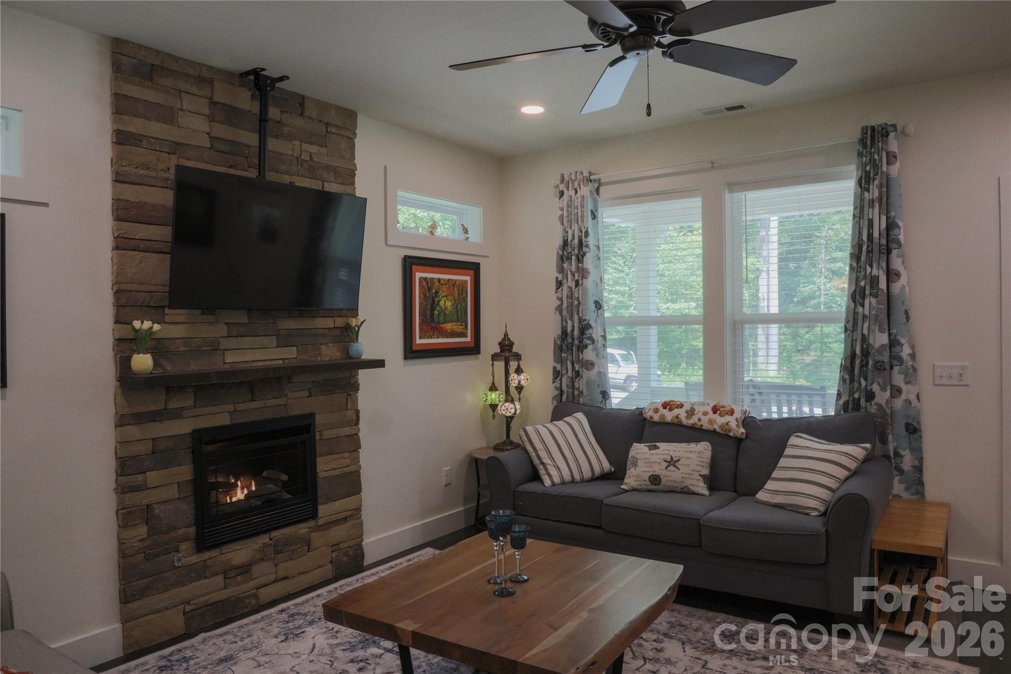 611 Twinbrook Lane — Maggie Valley