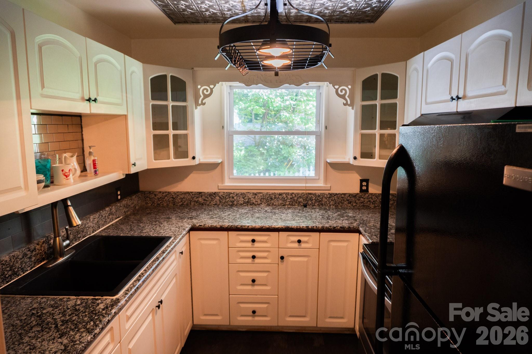 104 Ash Drive — Maggie Valley