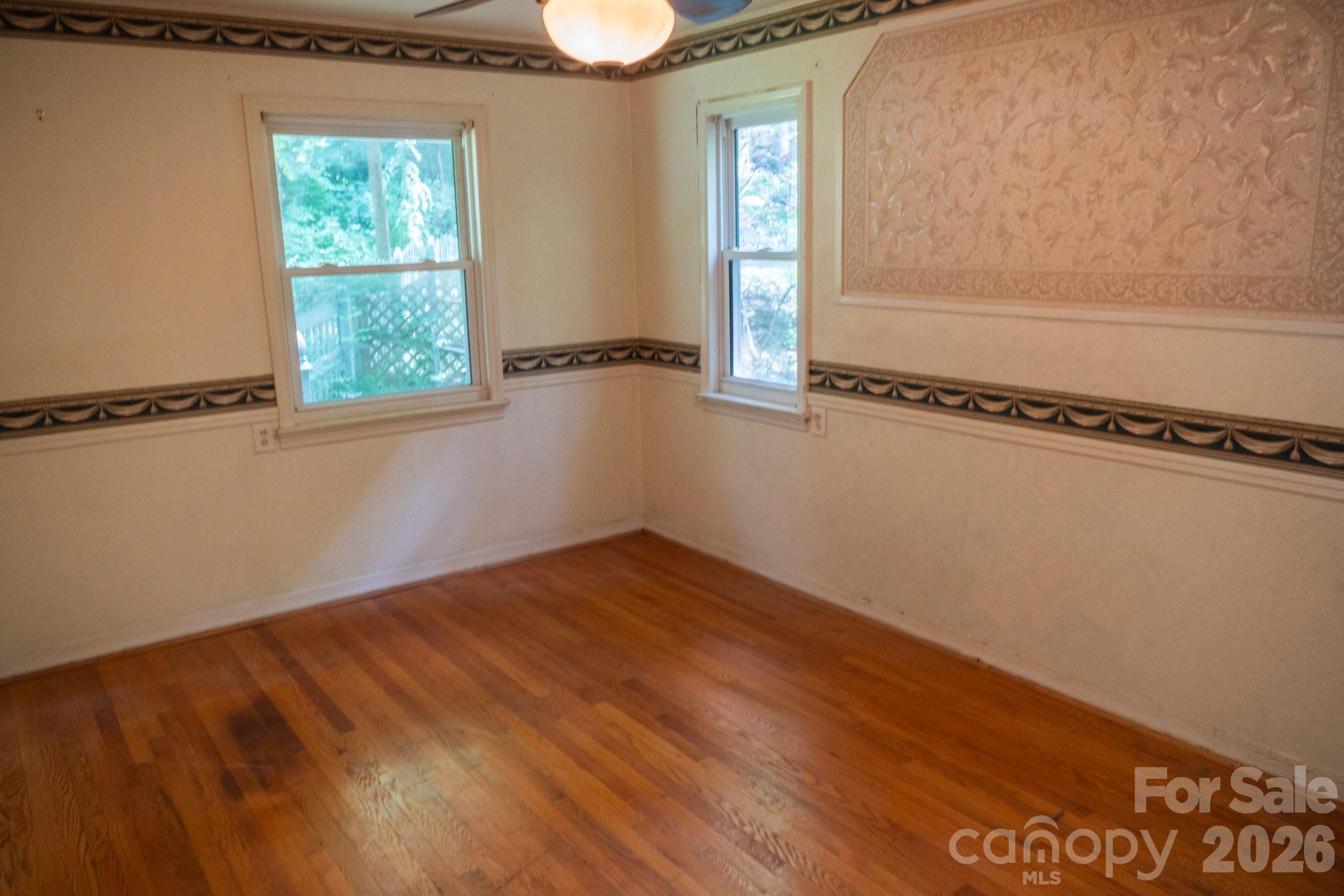 104 Ash Drive — Maggie Valley