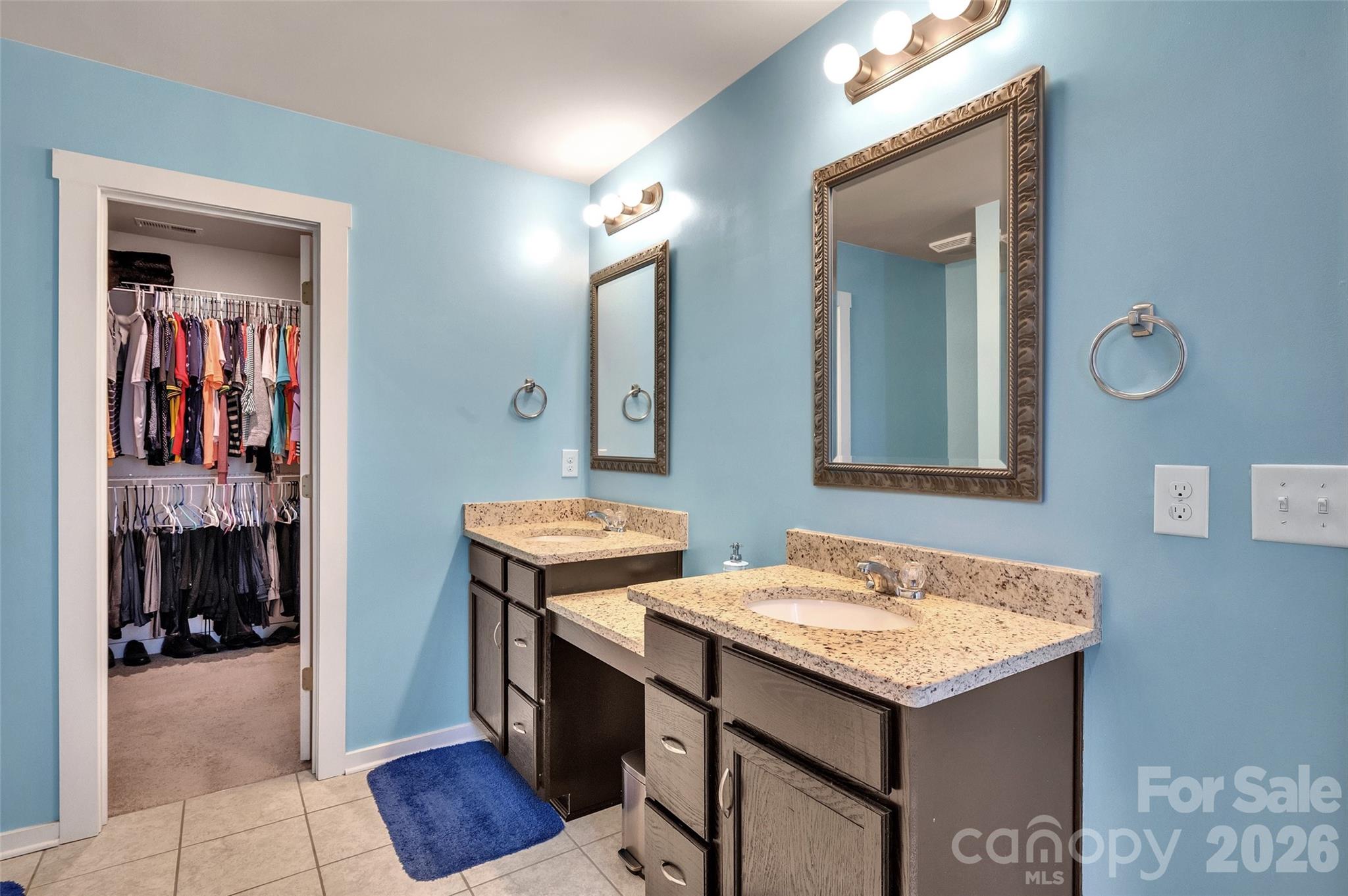 4526 Carnation Court — Charlotte