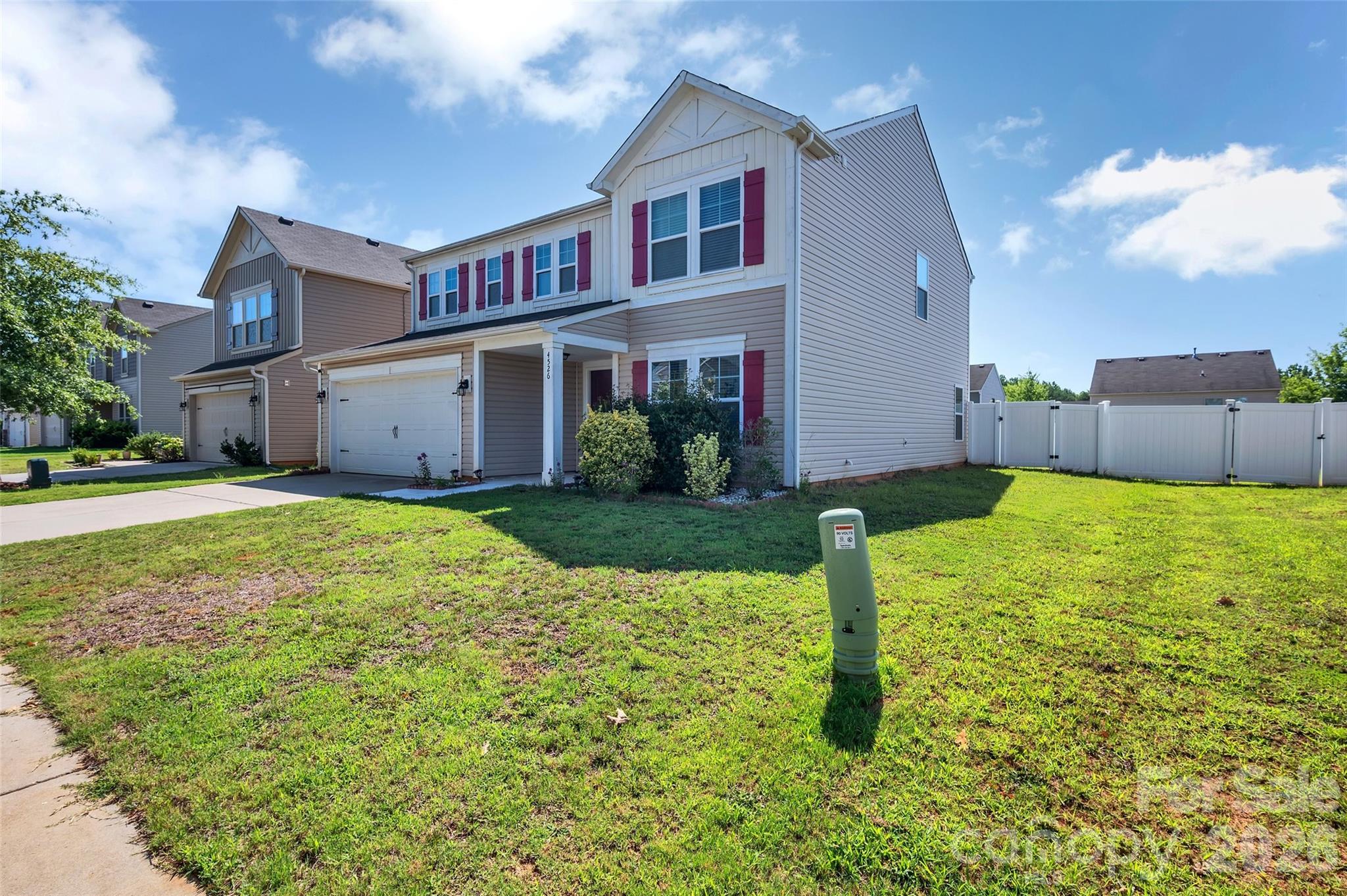 4526 Carnation Court — Charlotte
