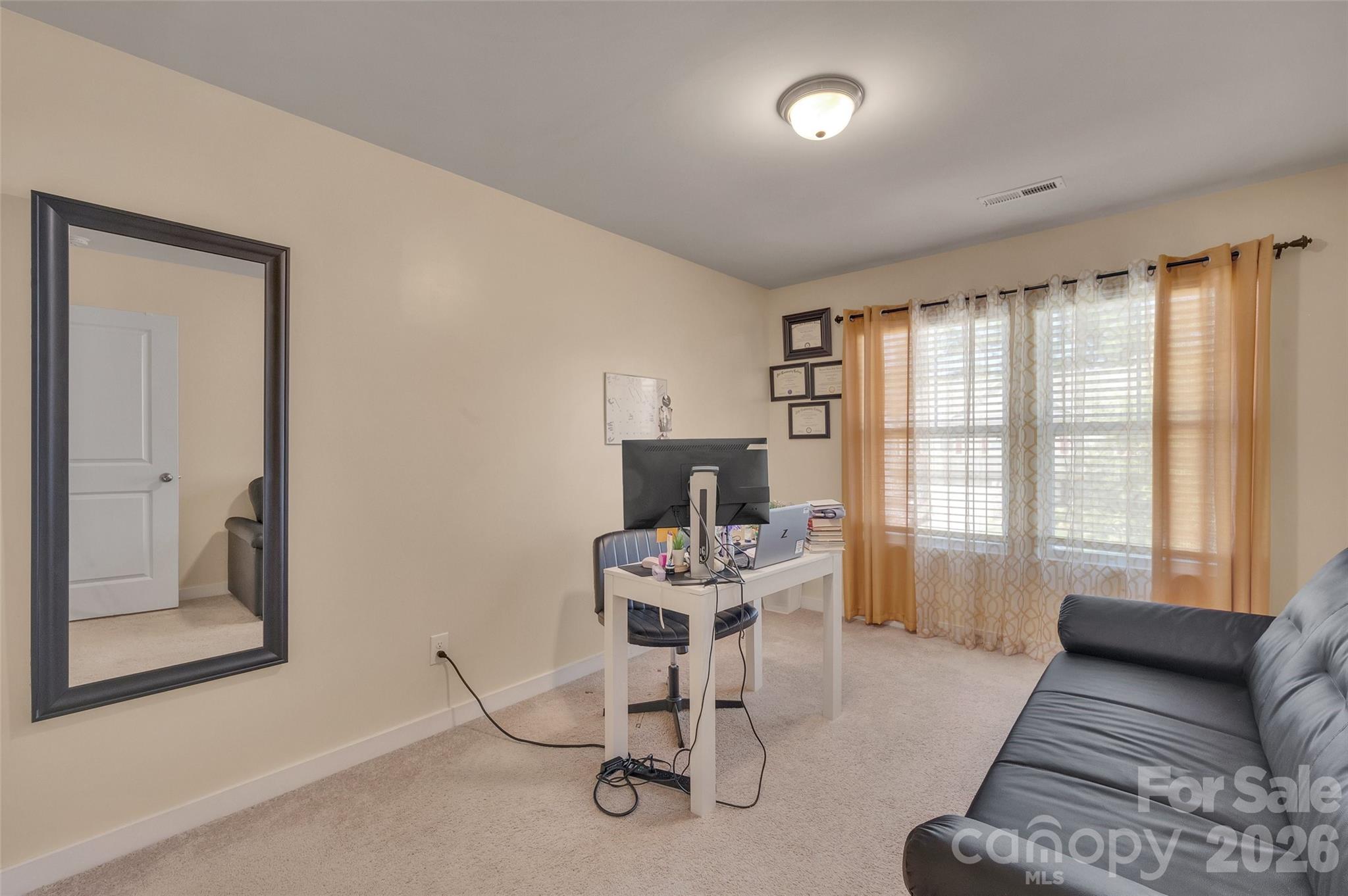 4526 Carnation Court — Charlotte