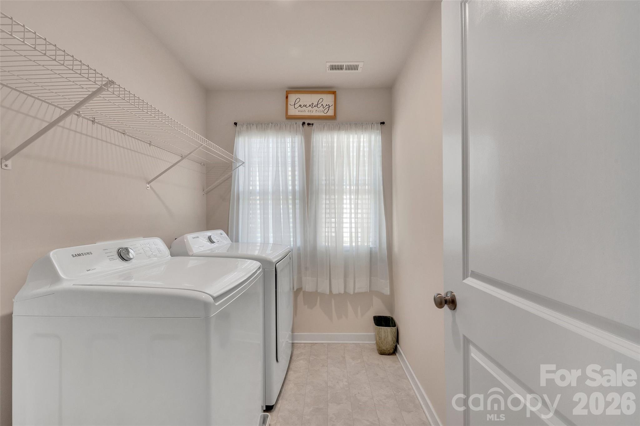 4526 Carnation Court — Charlotte