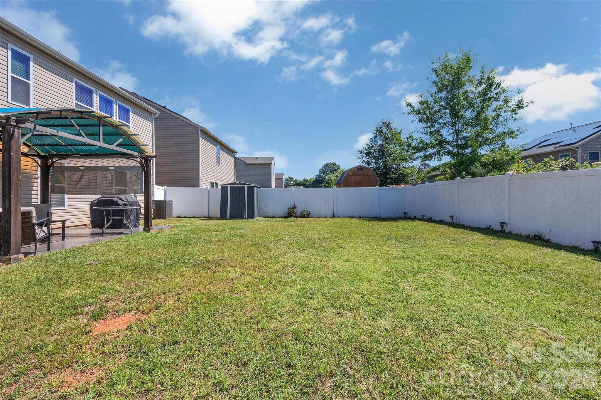 4526 Carnation Court — Charlotte