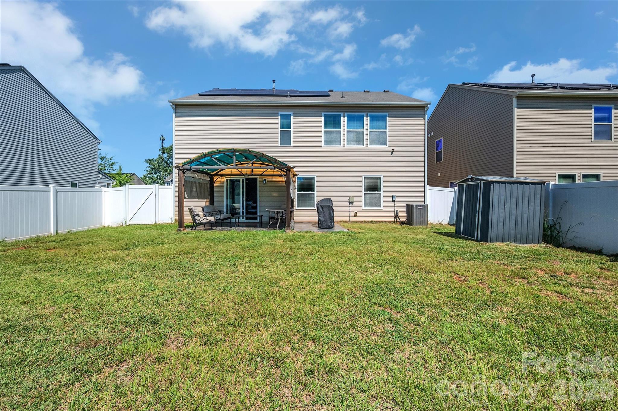 4526 Carnation Court — Charlotte