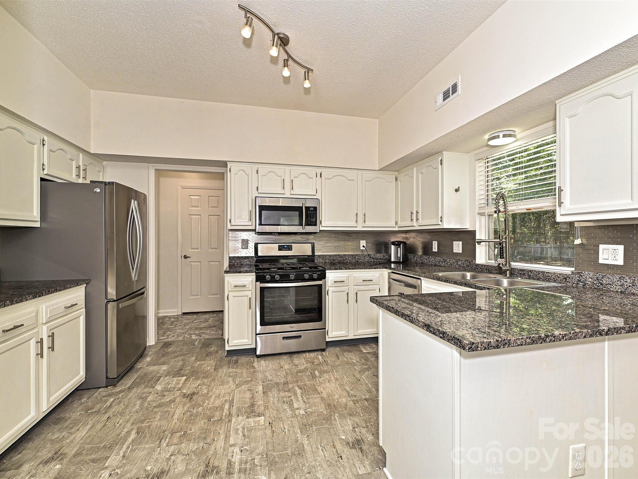 13518 Krislyn Woods Place — Charlotte