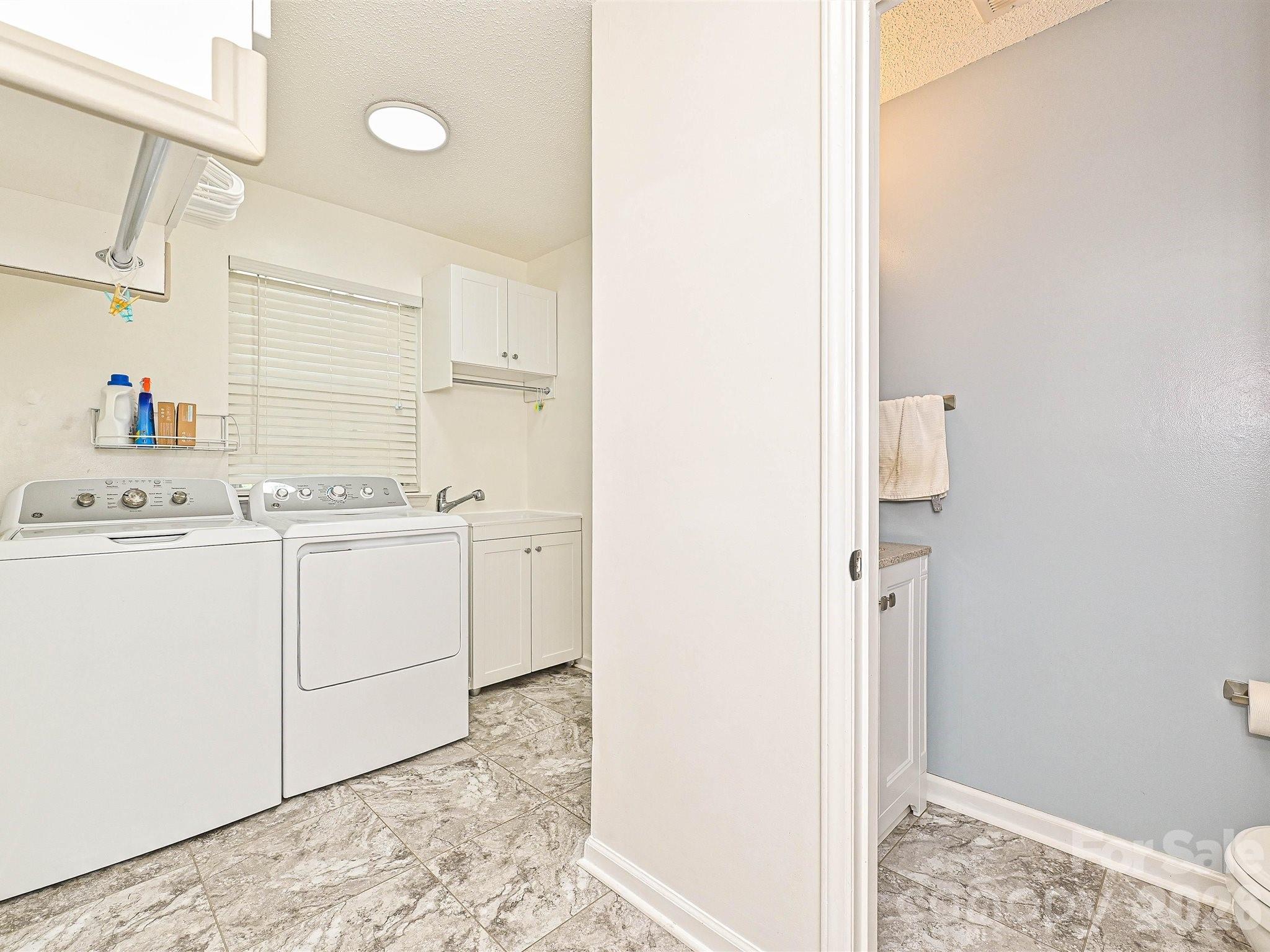 13518 Krislyn Woods Place — Charlotte