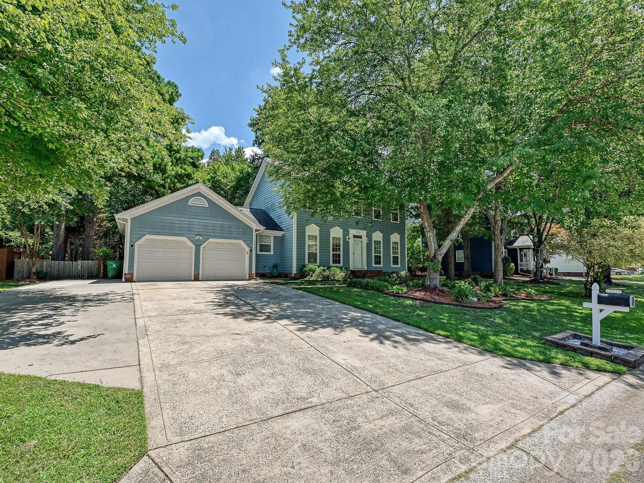 13518 Krislyn Woods Place — Charlotte