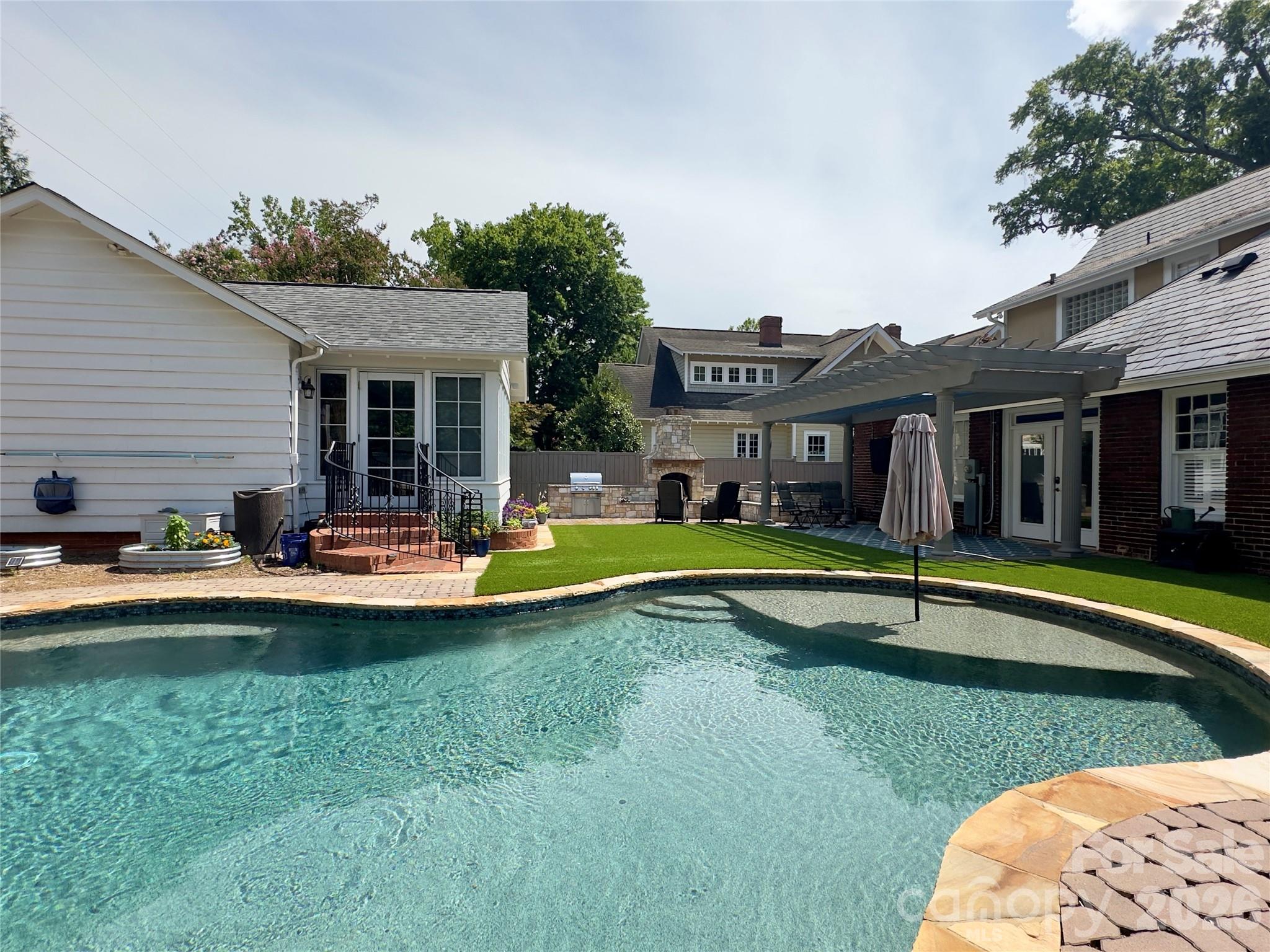 2021 Dilworth Road W — Charlotte