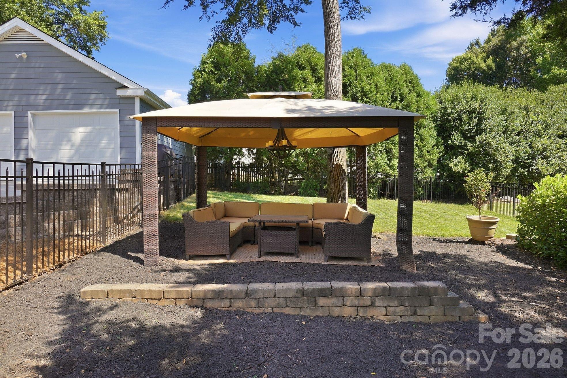 9200 Deer Spring Lane — Charlotte