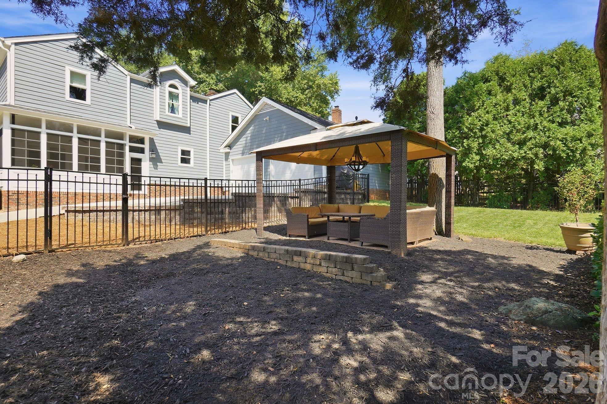 9200 Deer Spring Lane — Charlotte