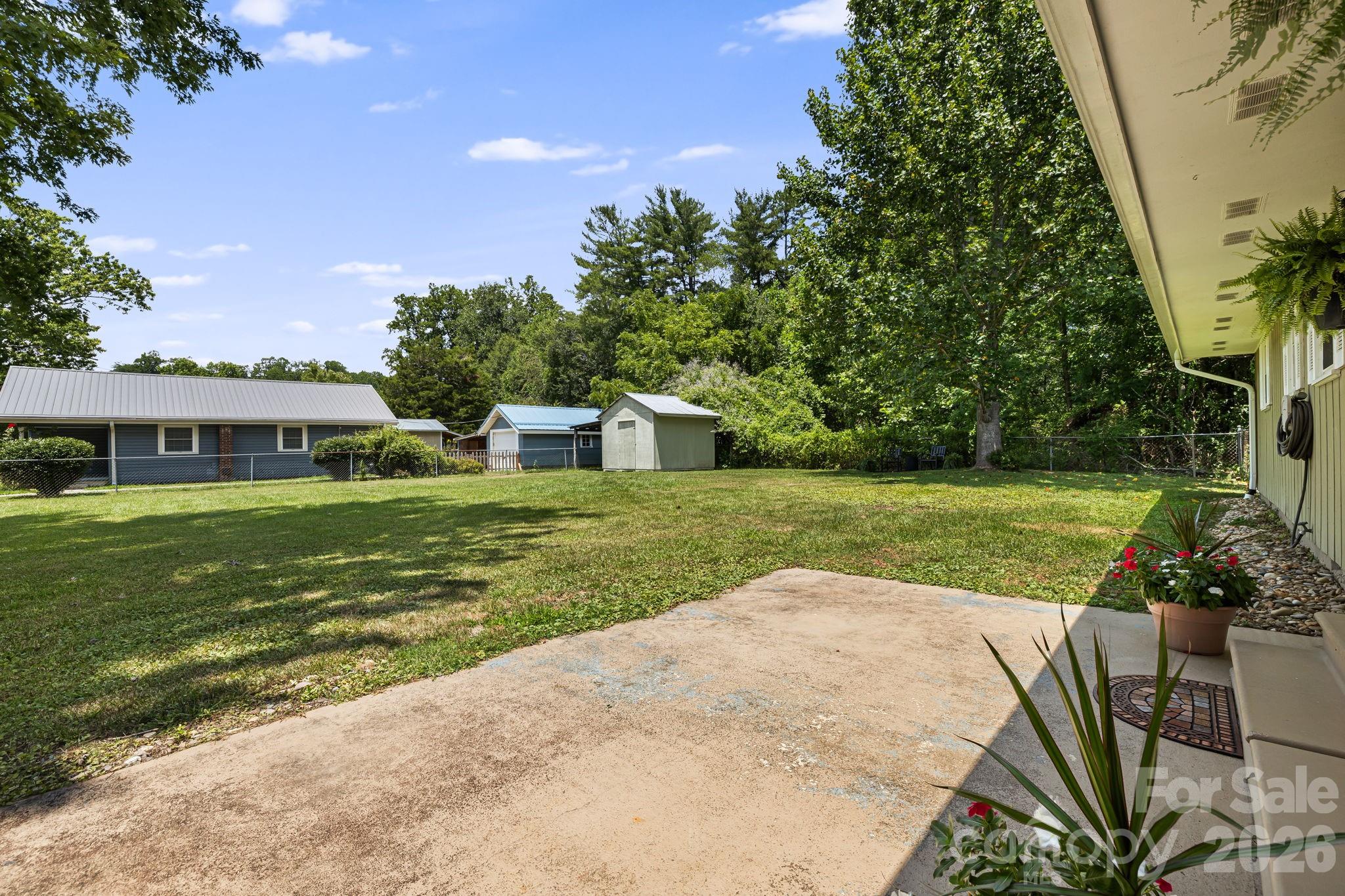 490 ecusta Road — Brevard