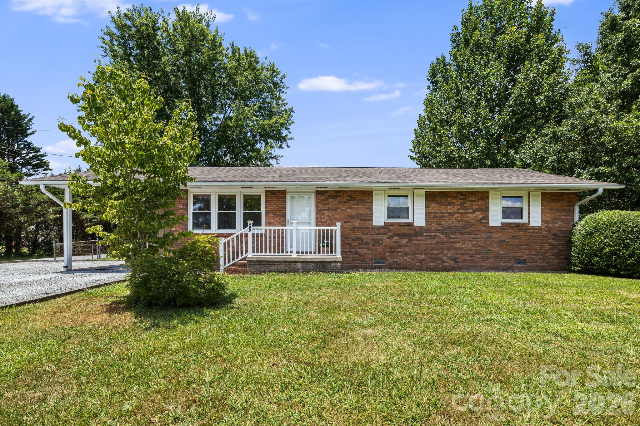 490 ecusta Road — Brevard