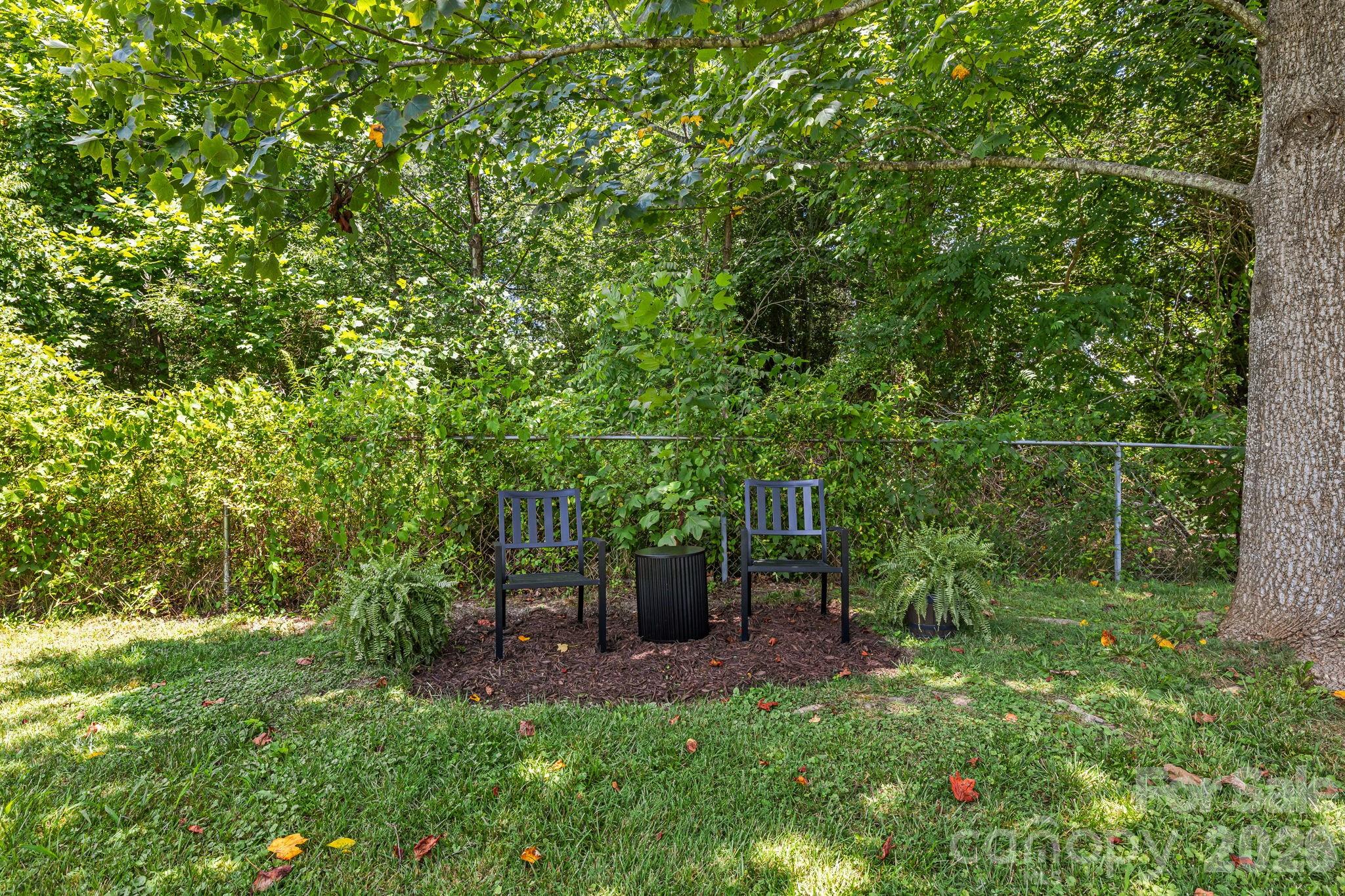 490 ecusta Road — Brevard