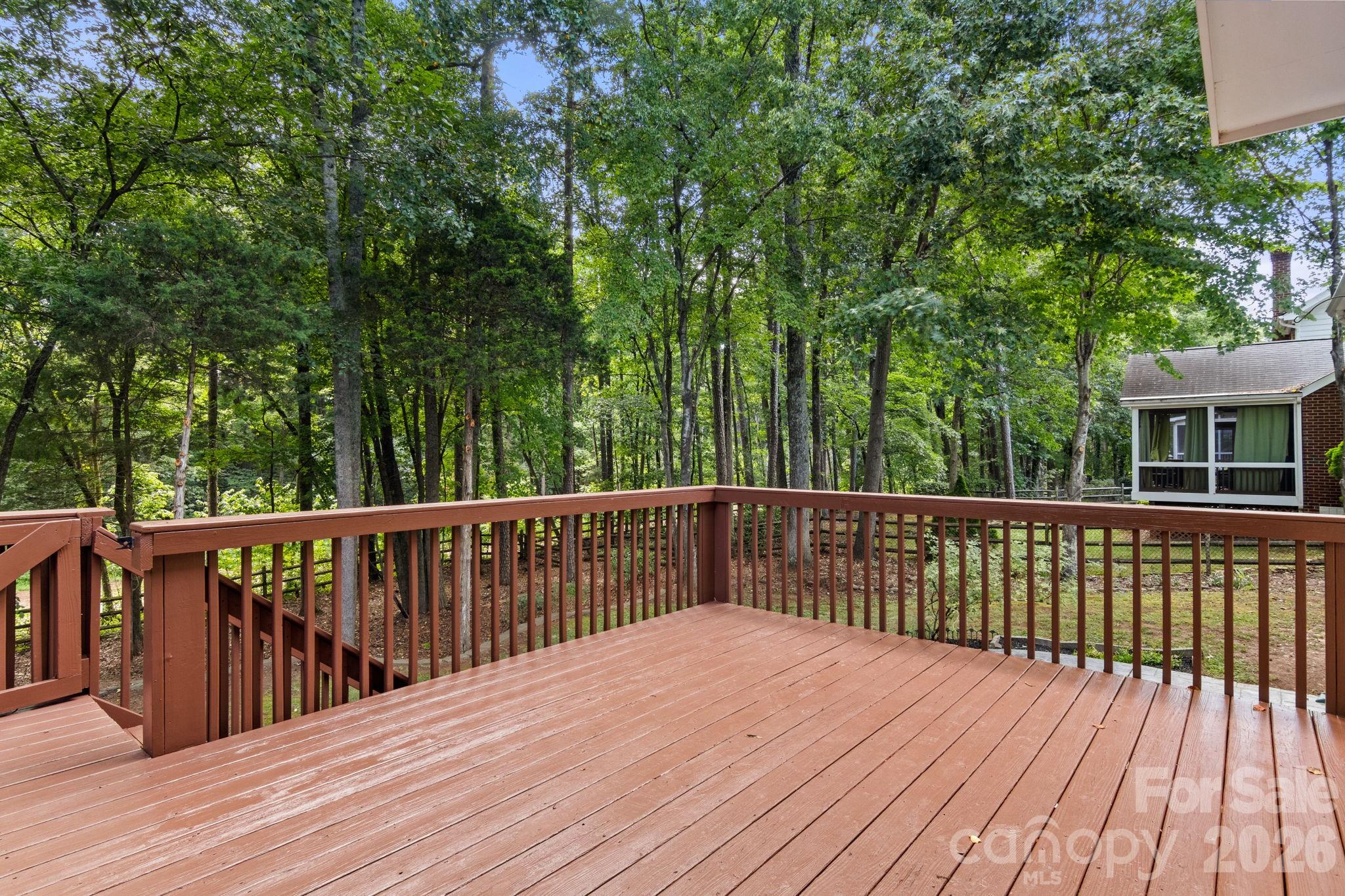 9008 Brentfield Road — Huntersville
