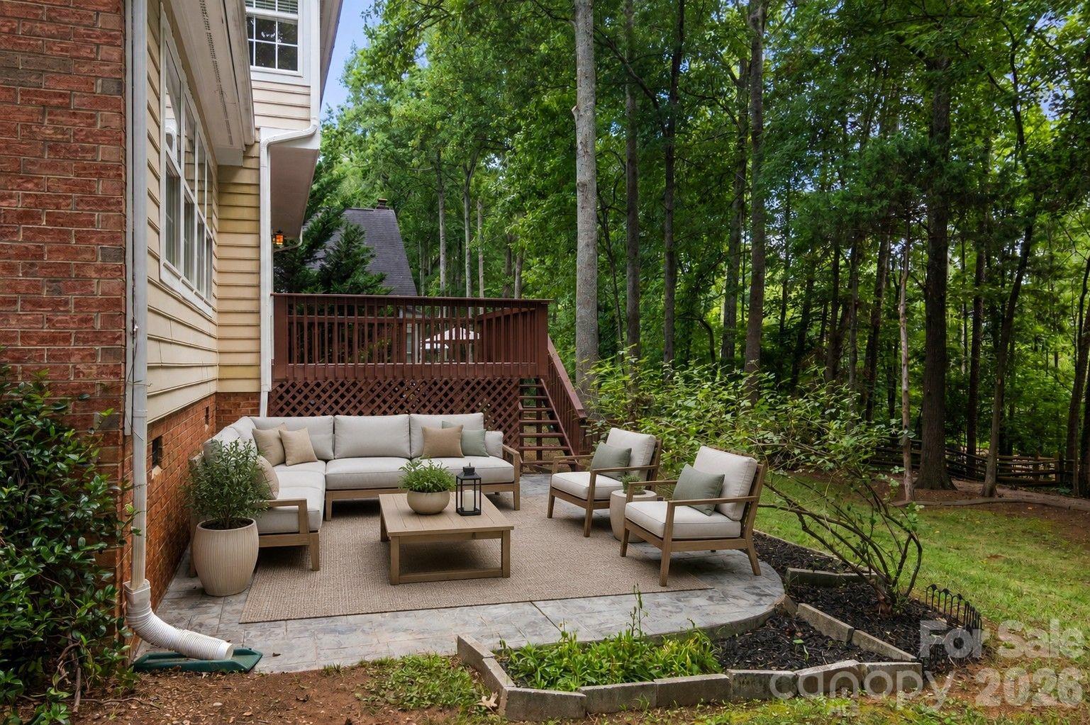9008 Brentfield Road — Huntersville