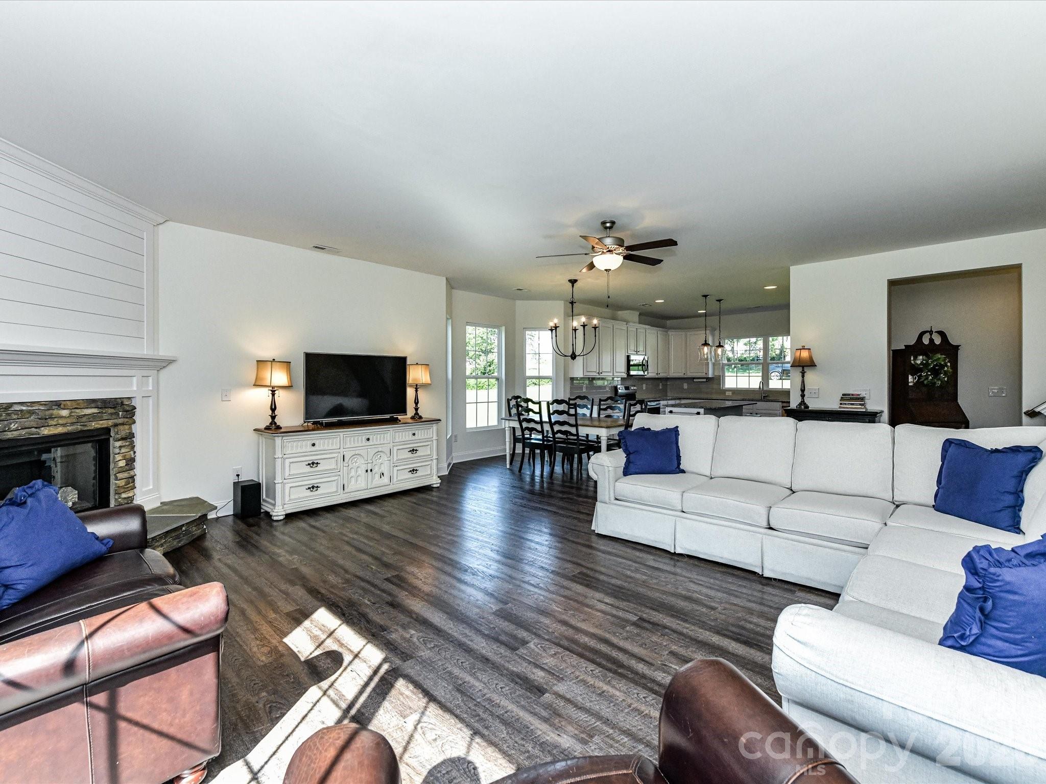5912 Sikes Mill Road — Monroe