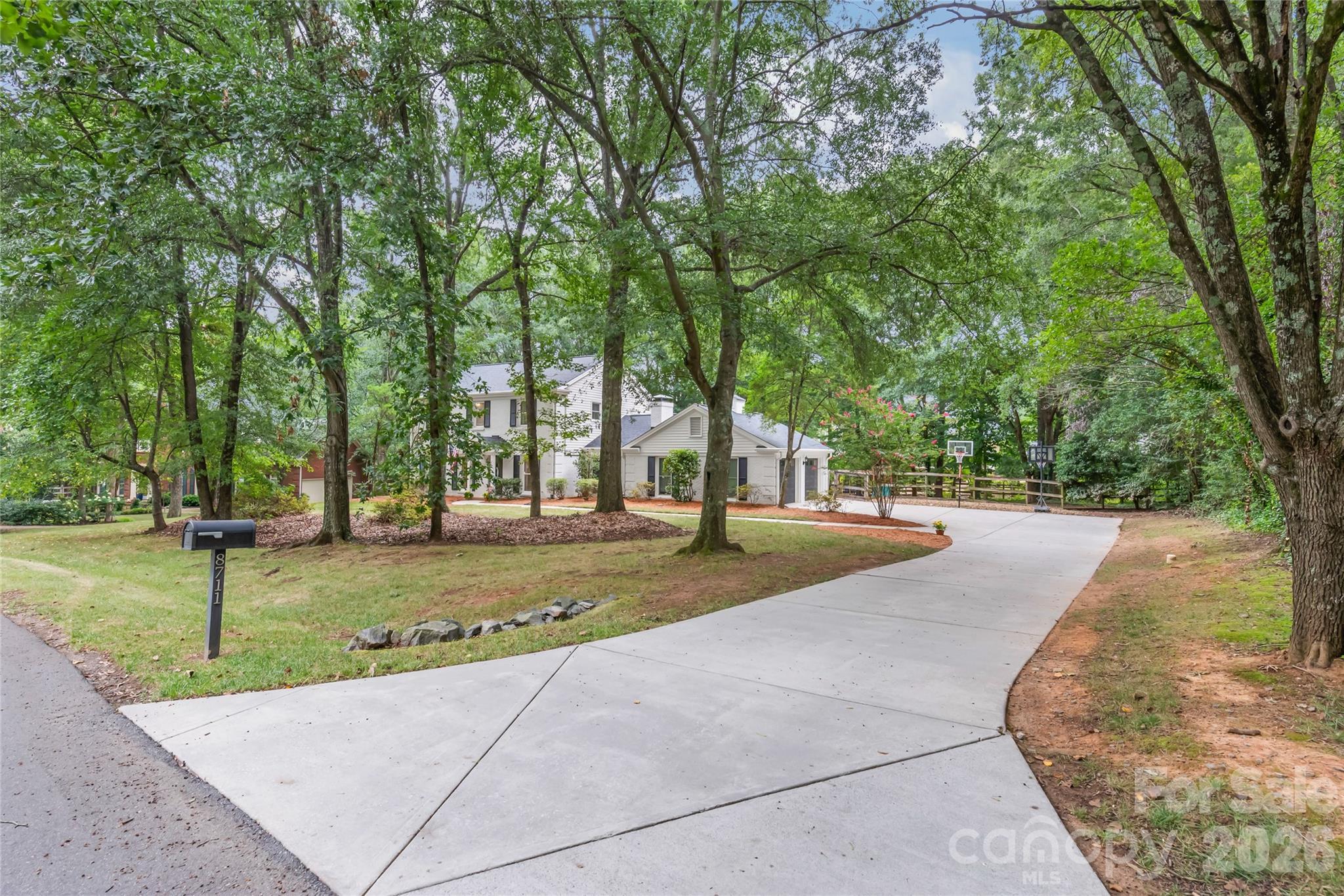 8711 Houston Ridge Road — Charlotte