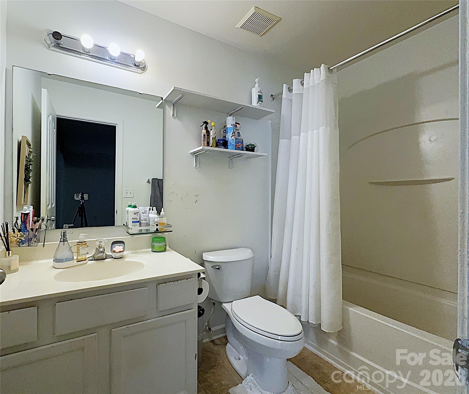 8703 Earthenware Drive — Charlotte