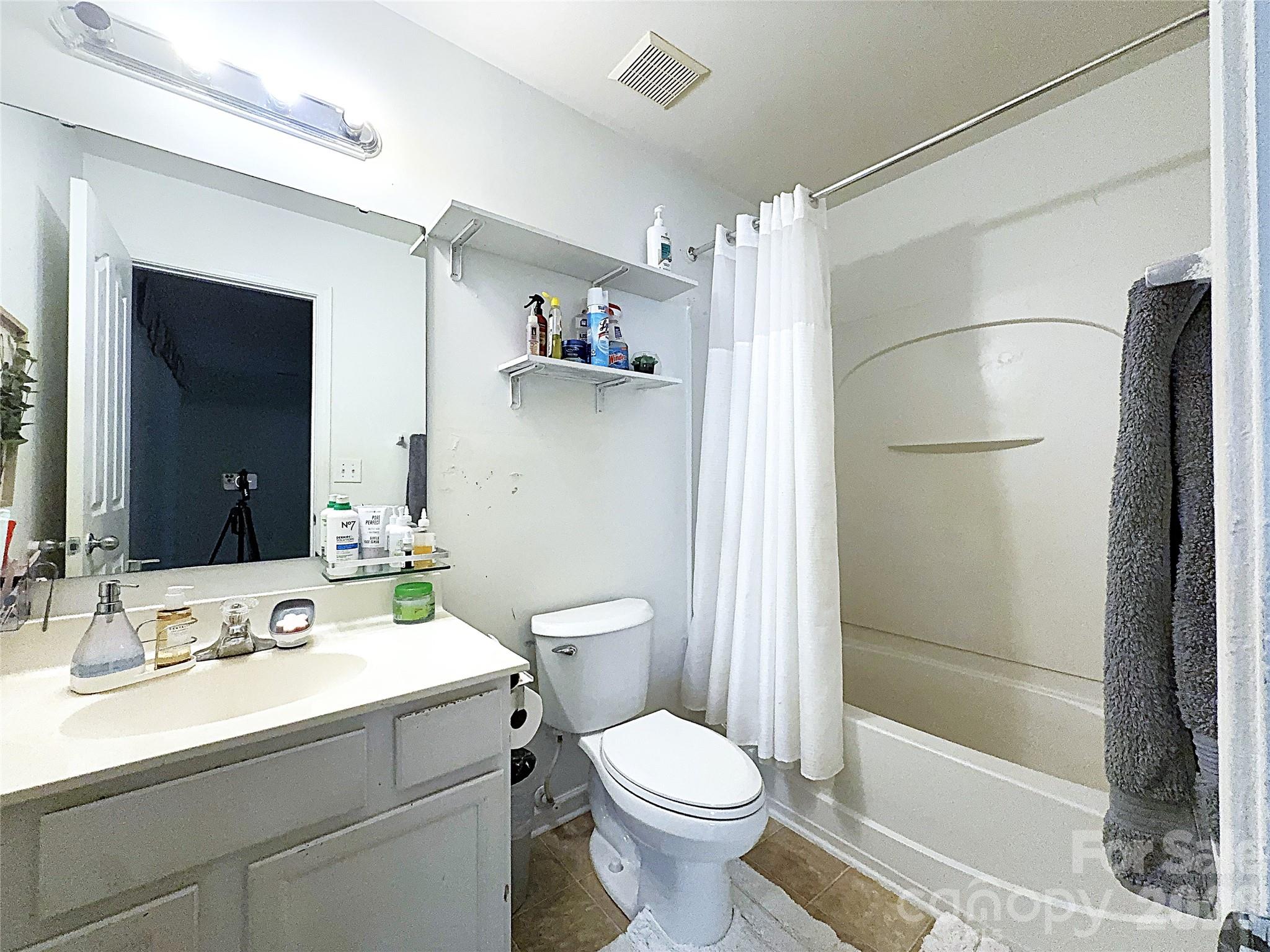 8703 Earthenware Drive — Charlotte