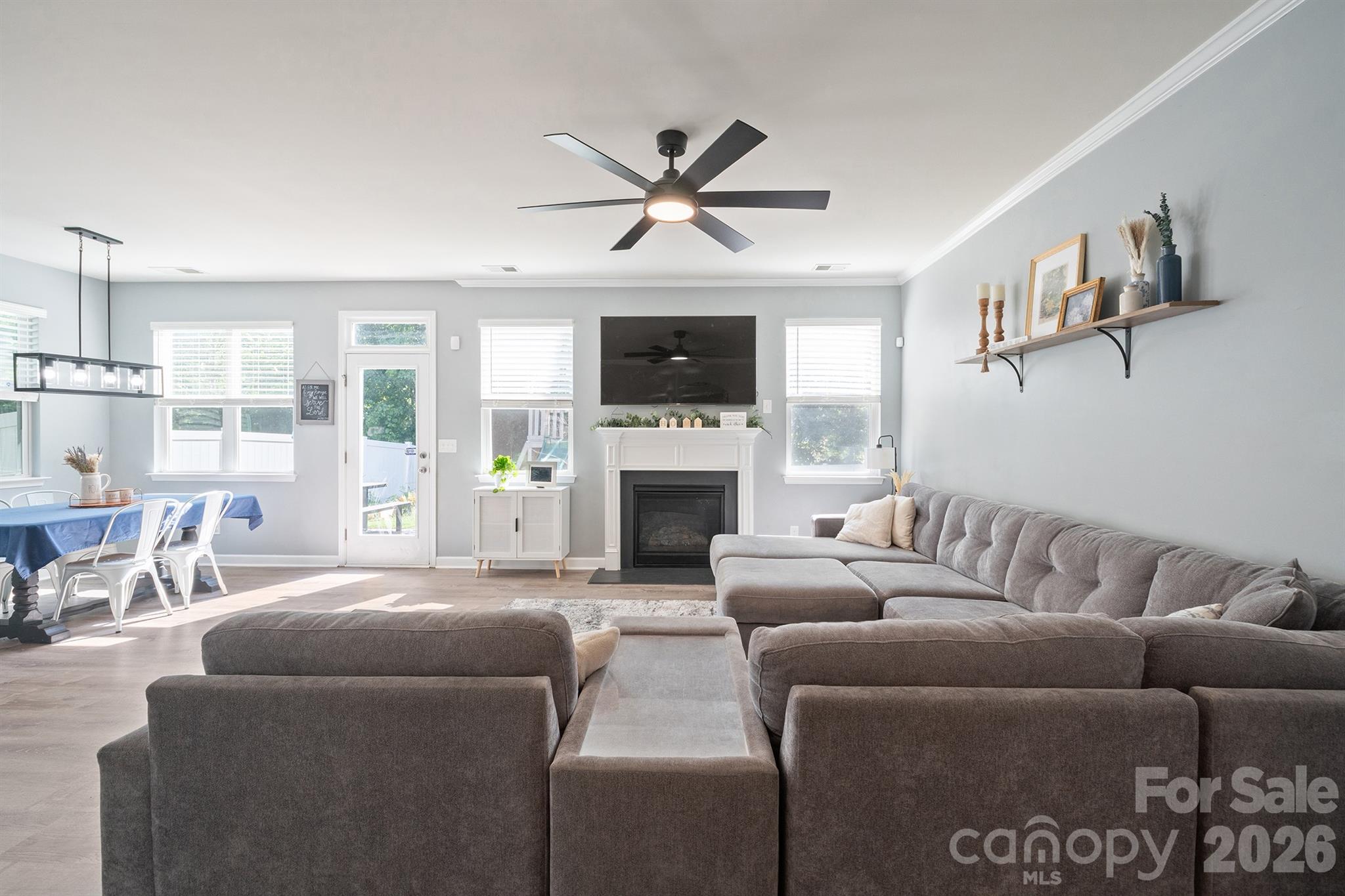 17120 Caldwell Track Drive — Huntersville