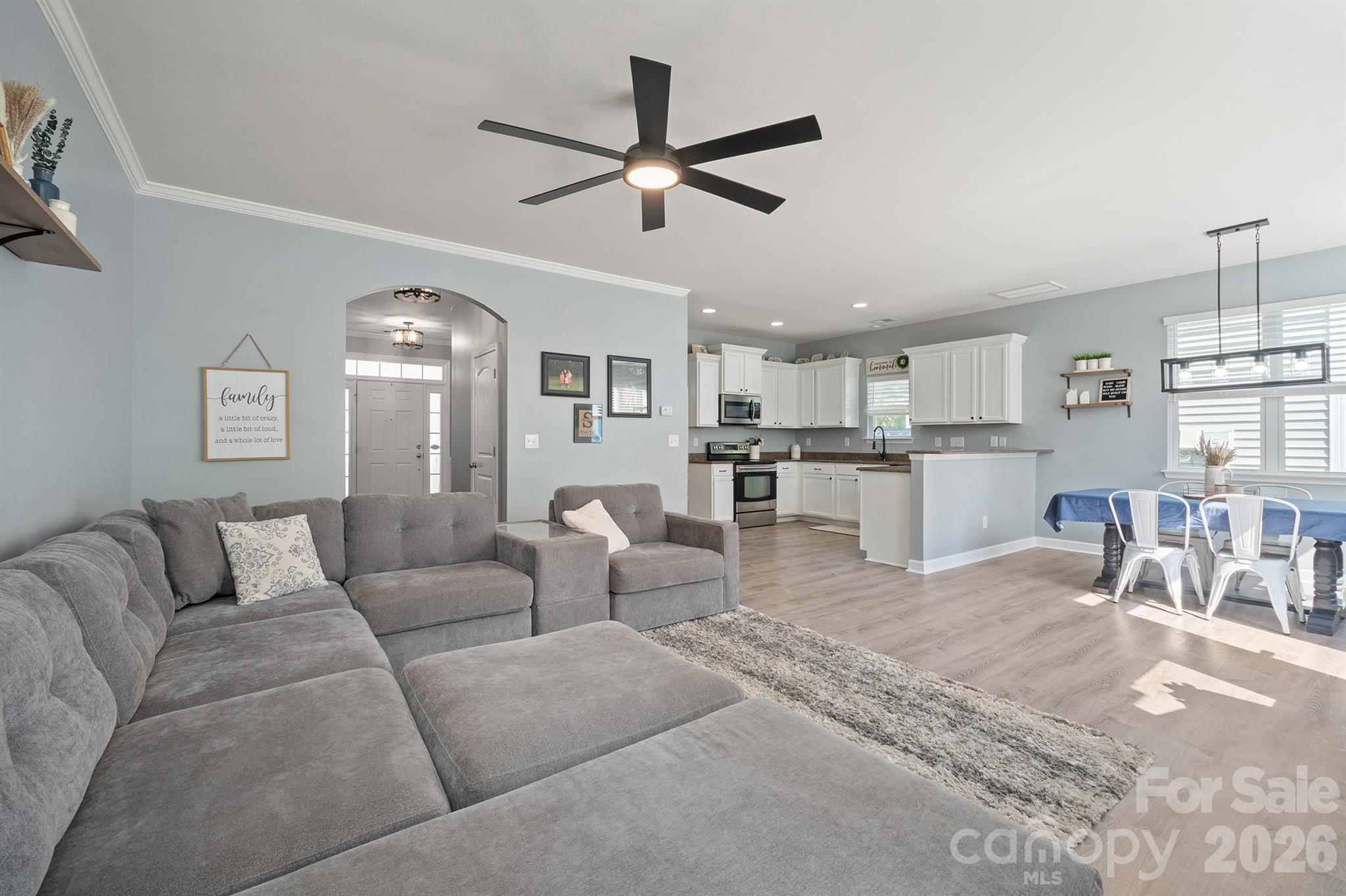 17120 Caldwell Track Drive — Huntersville