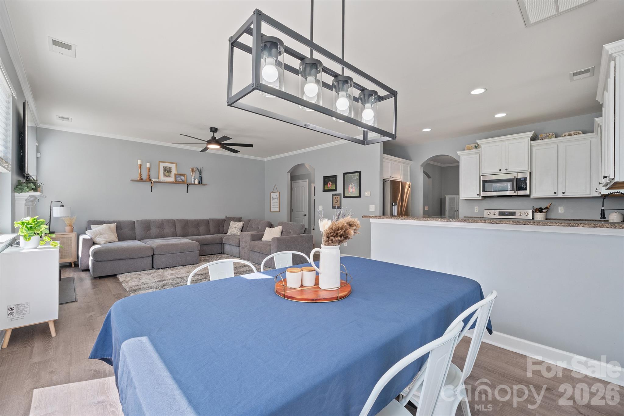 17120 Caldwell Track Drive — Huntersville