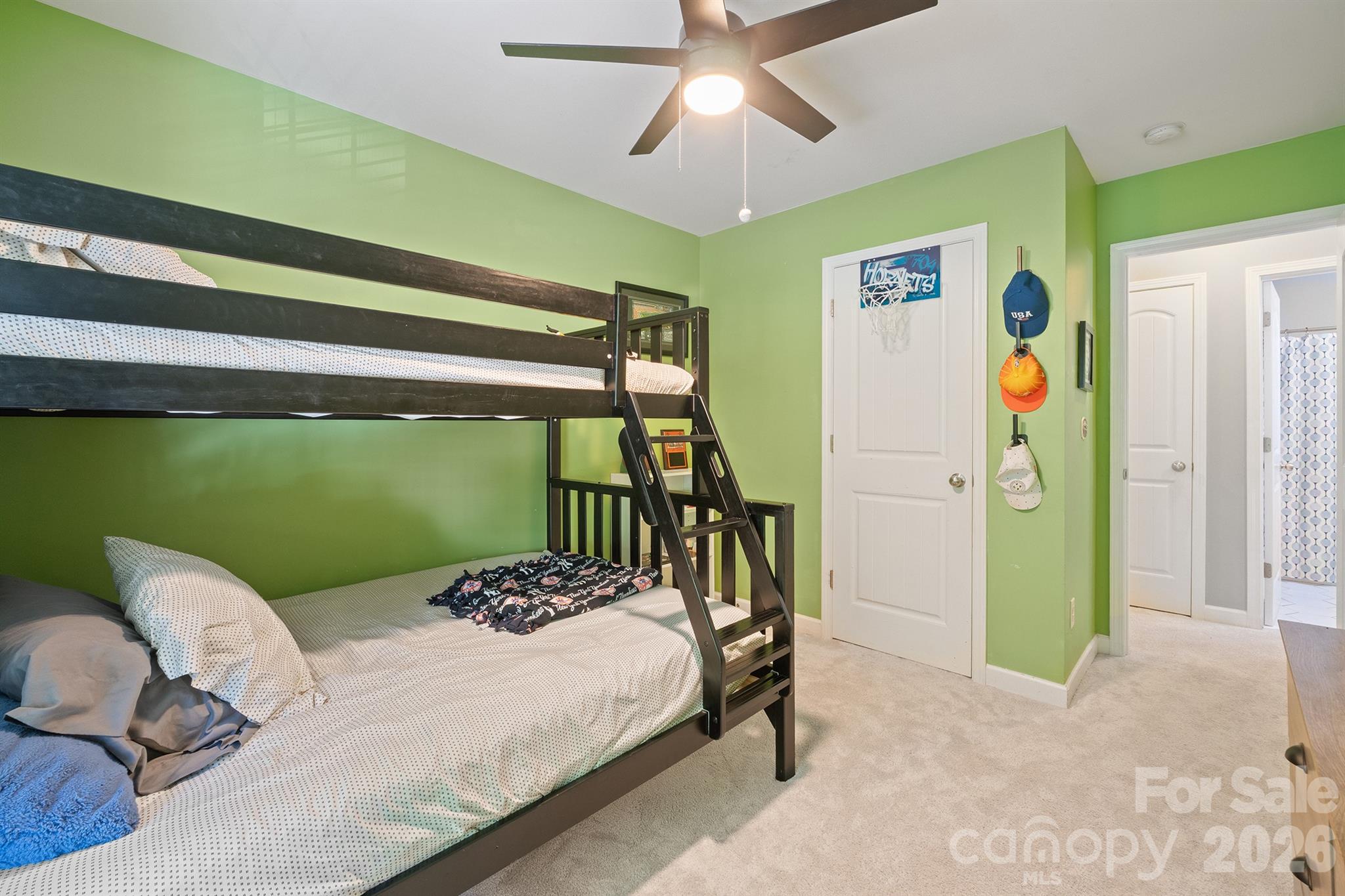 17120 Caldwell Track Drive — Huntersville
