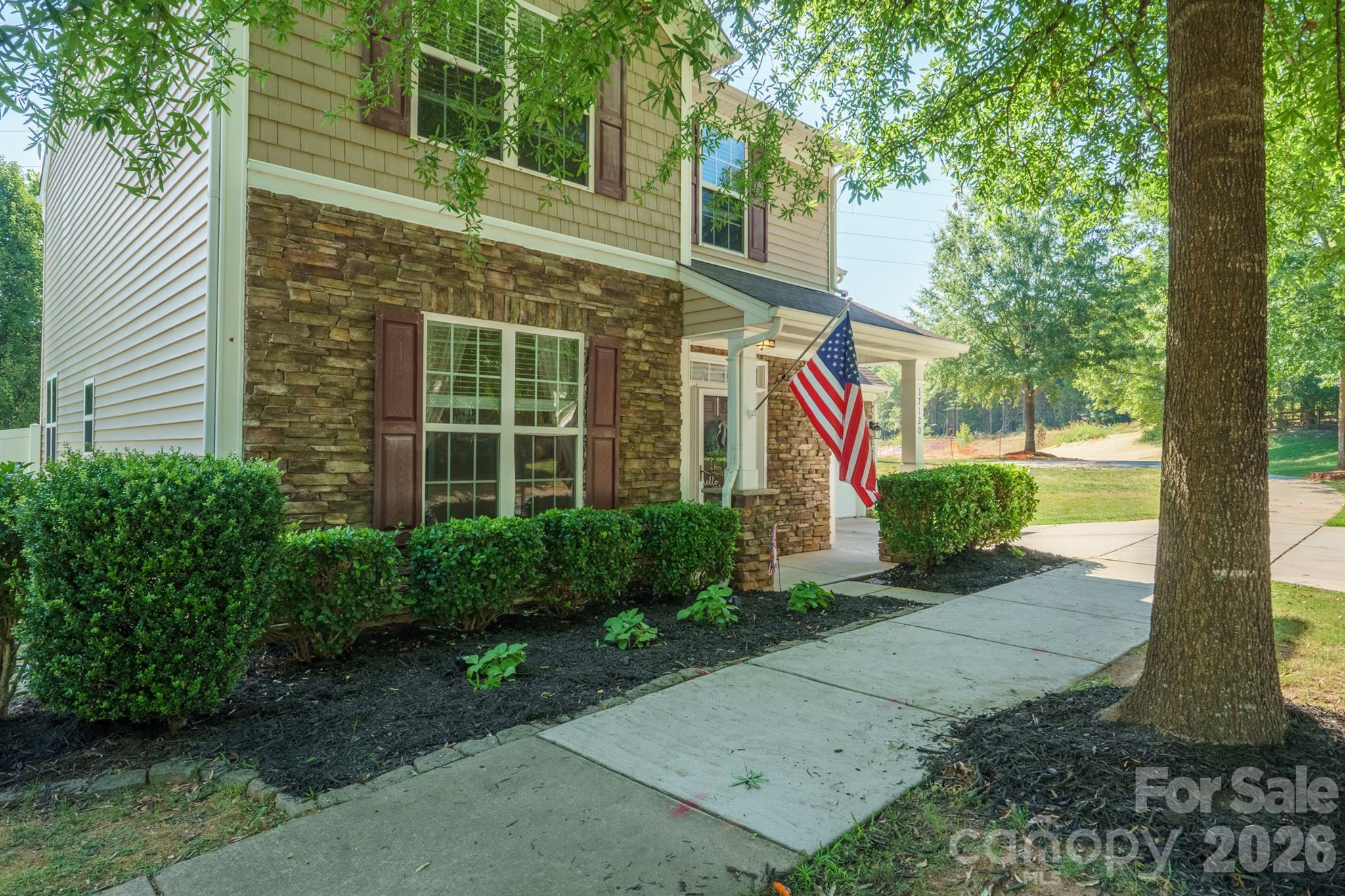 17120 Caldwell Track Drive — Huntersville