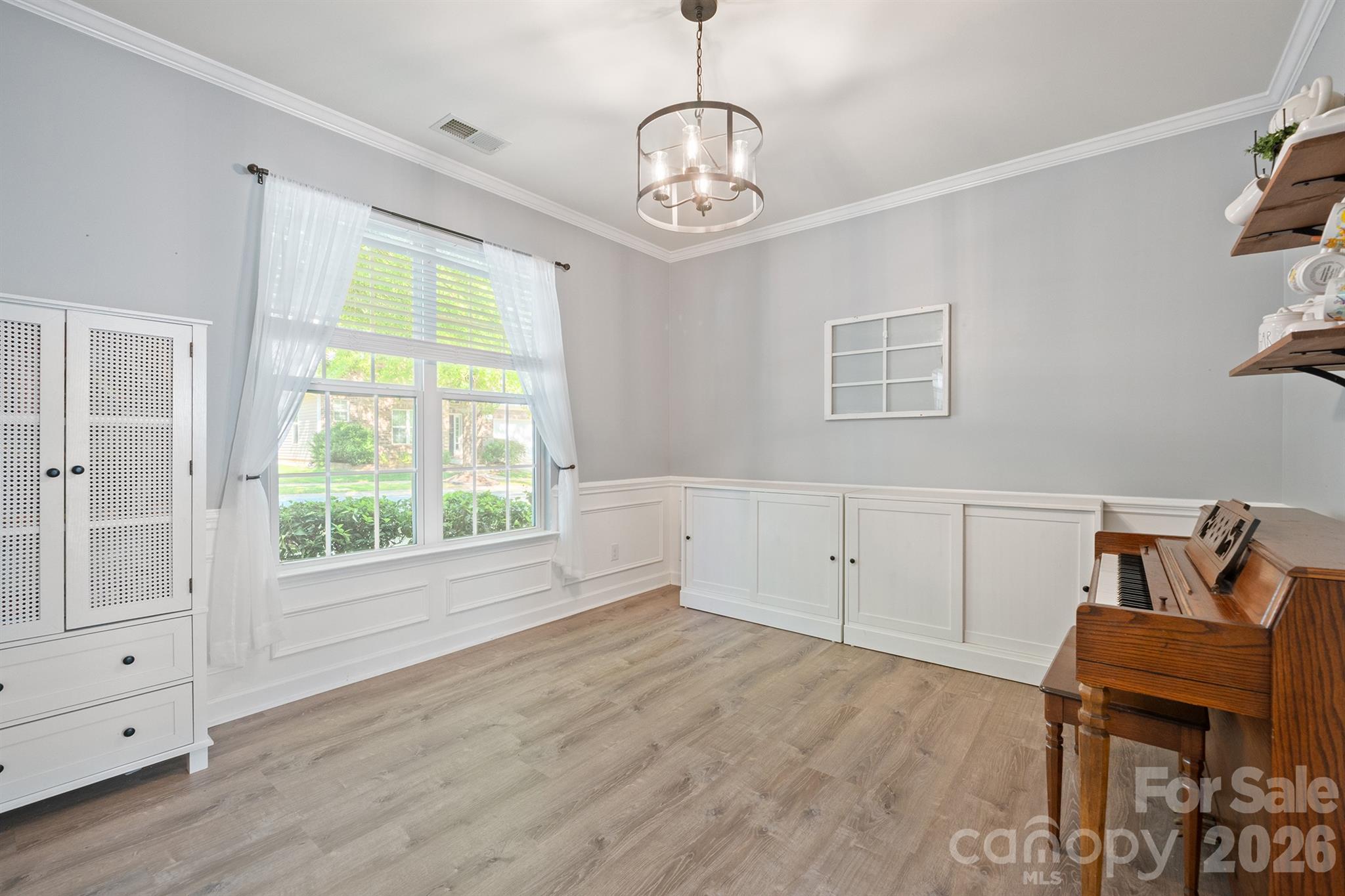 17120 Caldwell Track Drive — Huntersville