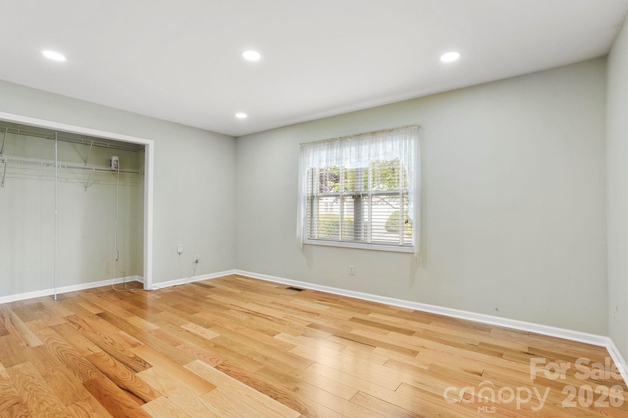 315 Charlestown Drive — Hendersonville